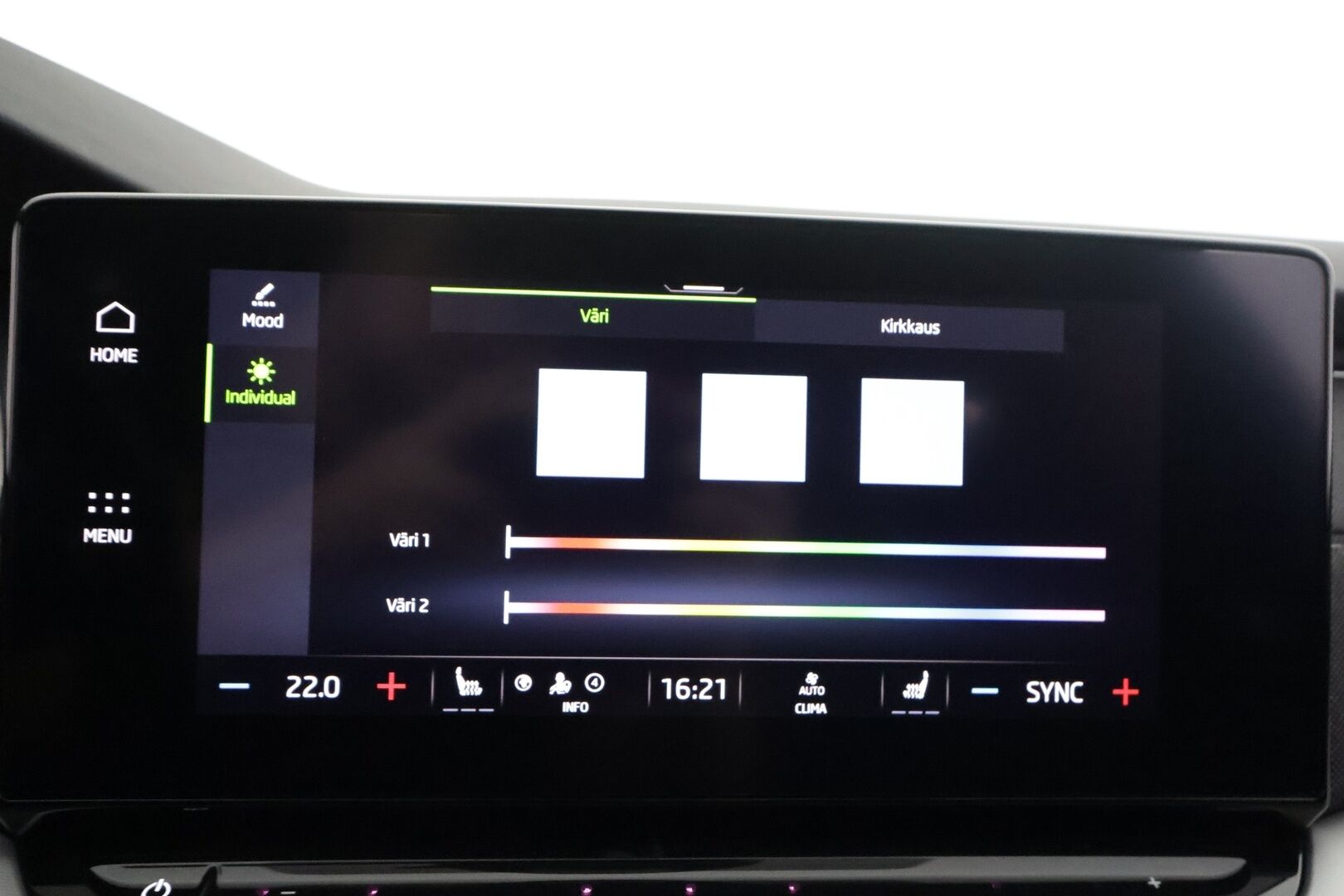 Skoda Octavia 2022 Combi 1.5 TSI Style eTEC DSG Autom. - | ACC | Webasto | Koukku | Matrix-LED | HUD | Ratinlämmitys | P.Kamera | Muistipenkki | Apple&Android | Suomi-auto | Kahdet Renkaat | merkkihuollettu |