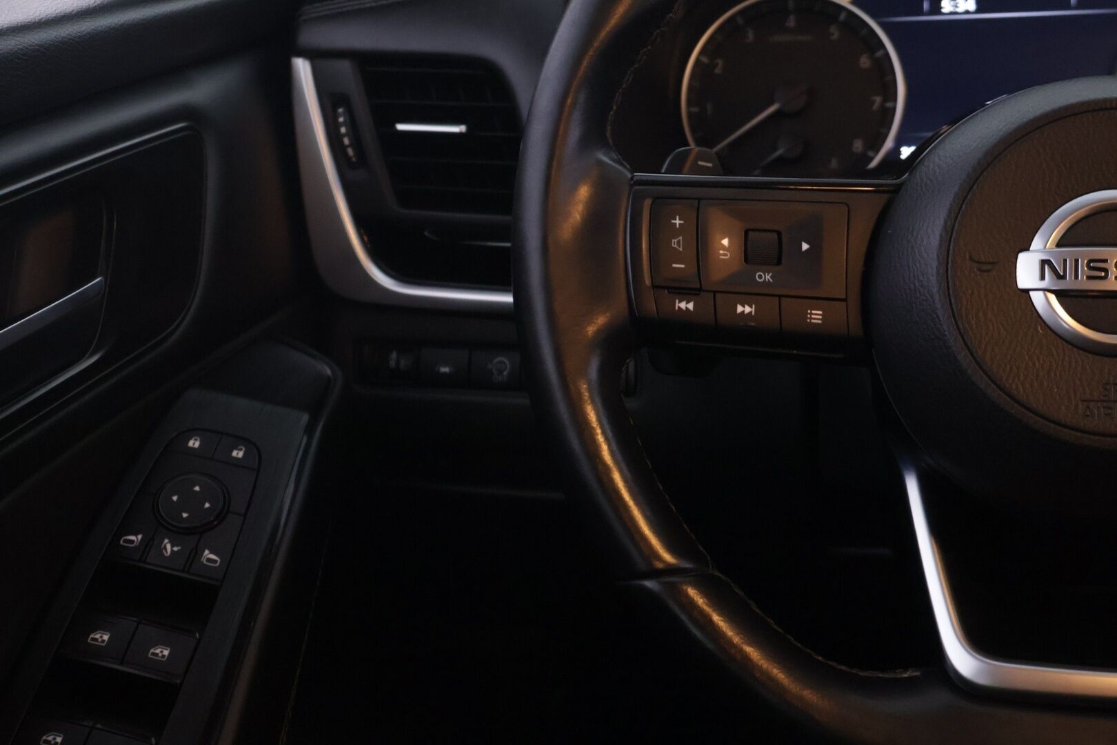 Nissan Qashqai 2022 MHEV 158 Xtronic 2WD N-Connecta 7" TFT - *Myydään Huutokaupat.com* - KORKO VAIN 3,99 %