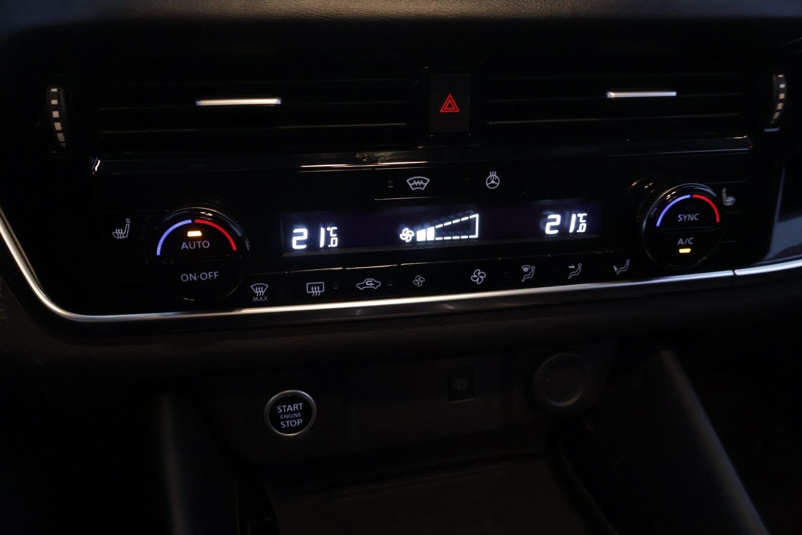 Nissan Qashqai 2022 MHEV 158 Xtronic 2WD N-Connecta 7" TFT - *Myydään Huutokaupat.com* - KORKO VAIN 3,99 %