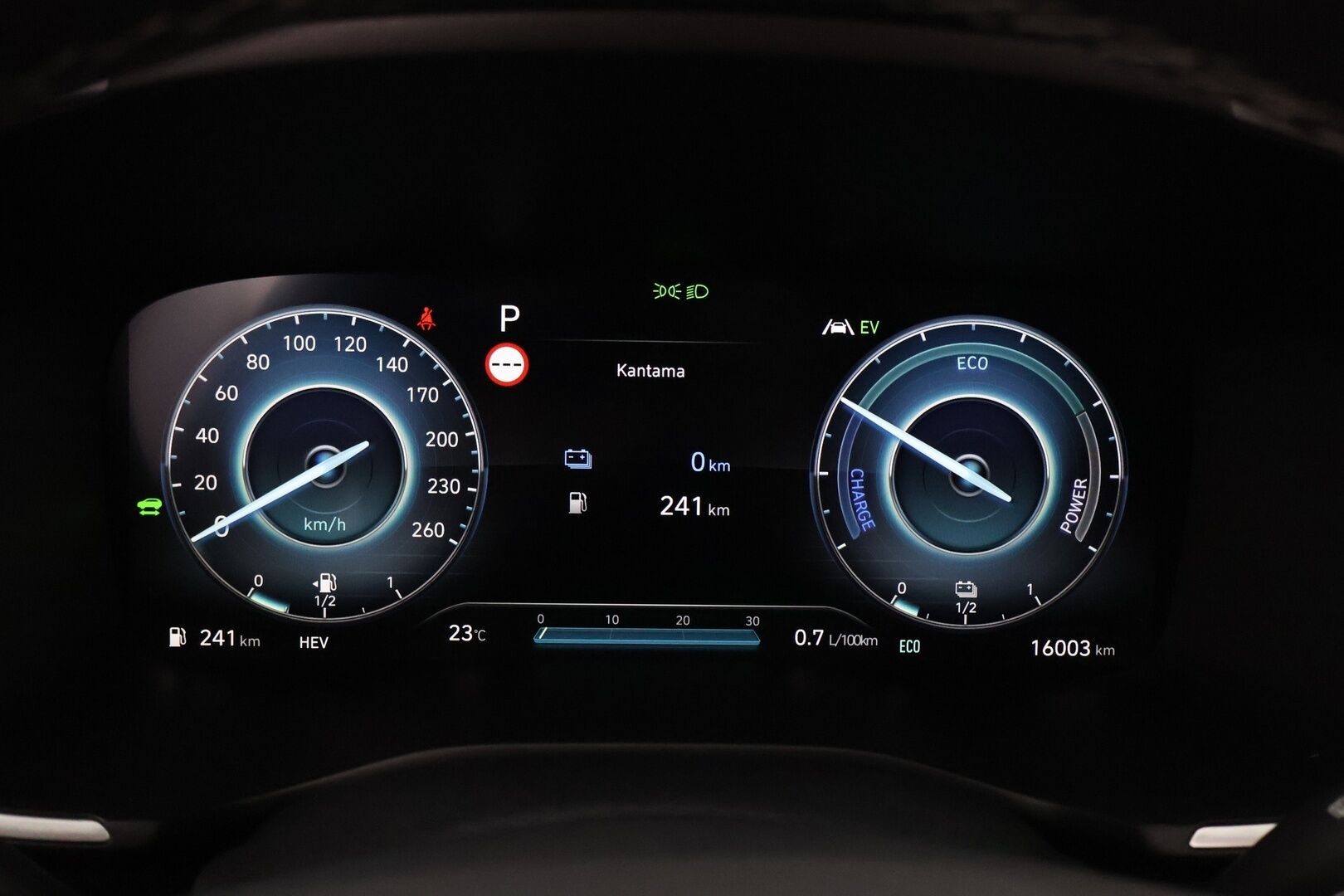 Hyundai Santa Fe 2022 1.6 T-GDI 265 hv Plug in 4WD 6AT Premium 7P MY21 - 3,99 % KORKOTARJOUS TÄHÄN AUTOON 31.8. ASTI! - 1Om Suomiauto / Adapt.Vakkari / Ilmastoidut Nahkapenkit / Krell Premium Audio / HUD / Ratinlämmitys / 7P / Navi / Supervarusteltu!