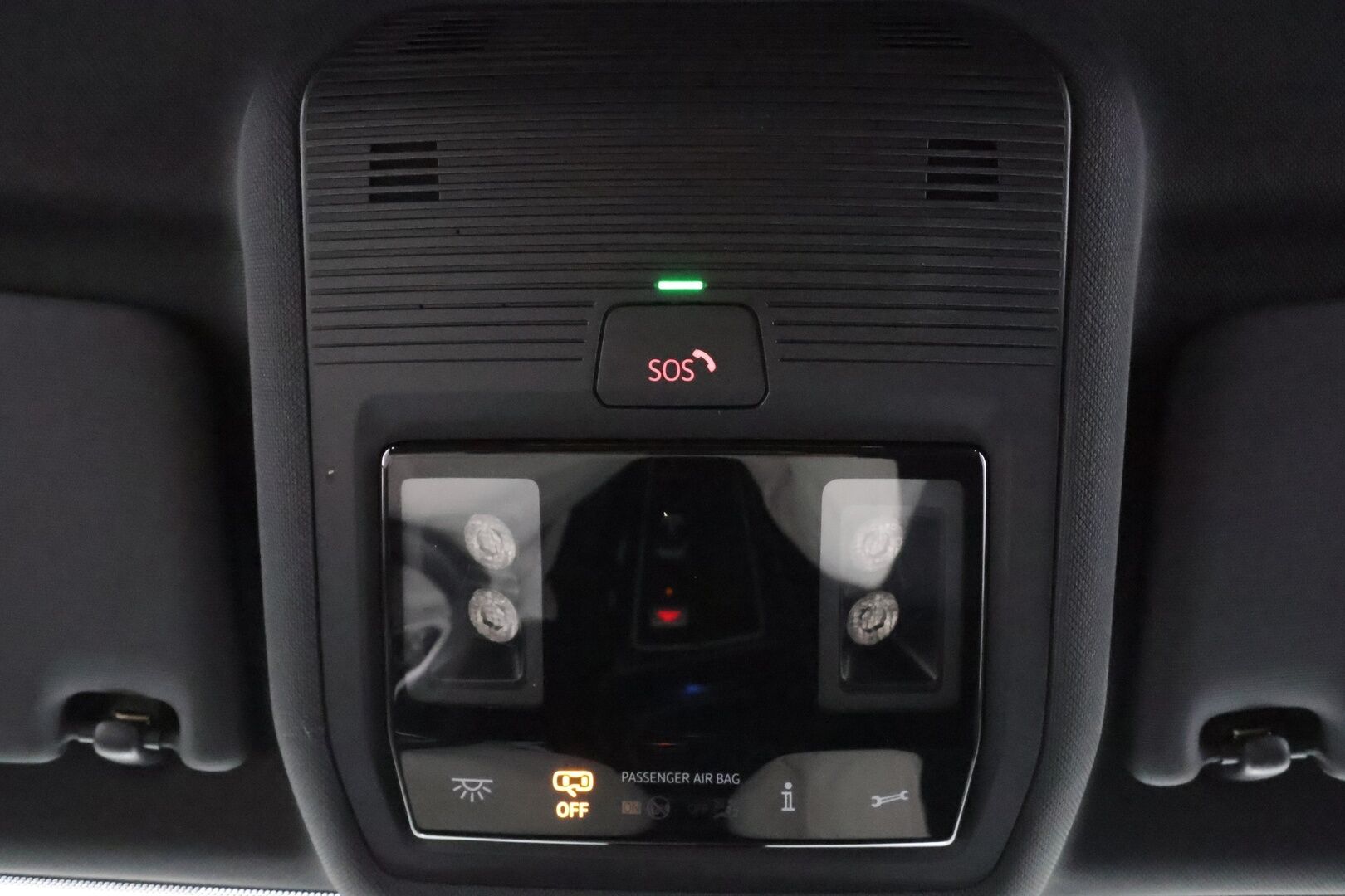 Volkswagen Golf 2023 GTI 2,0 TSI 180 kW DSG * ACC / P.tutkat / IQ.Light / Webasto / Navi / Sporttipenkit / Digimittaristo * - 1.Om Suomi-auto / Kahdet renkaat aluvanteilla