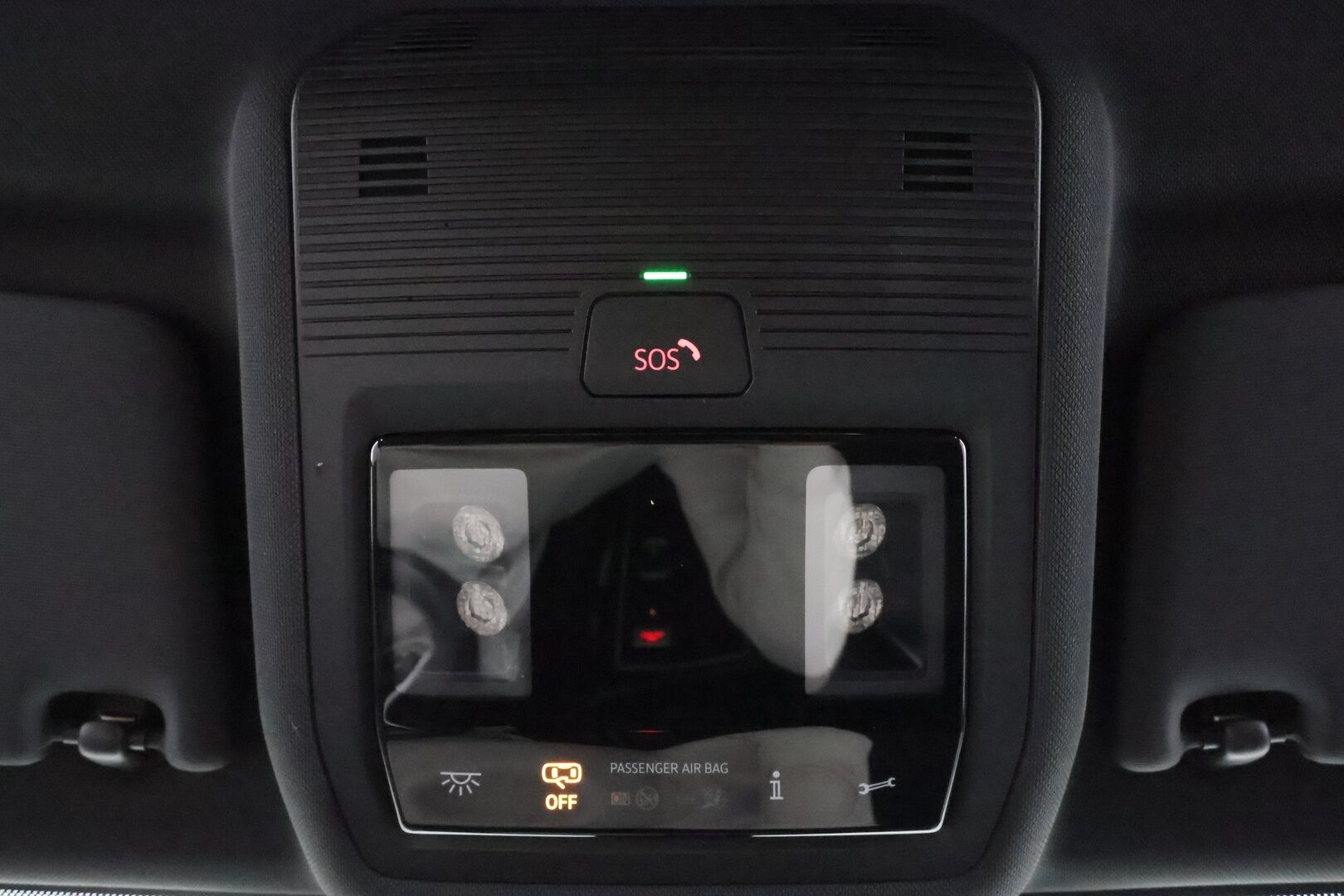 Volkswagen Golf 2023 GTI 2,0 TSI 180 kW DSG * ACC / P.tutkat / IQ.Light / Webasto / Navi / Sporttipenkit / Digimittaristo * - 1.Om Suomi-auto / Kahdet renkaat aluvanteilla - HULLU BLACKWEEK KORKOTARJOUS 2,49%