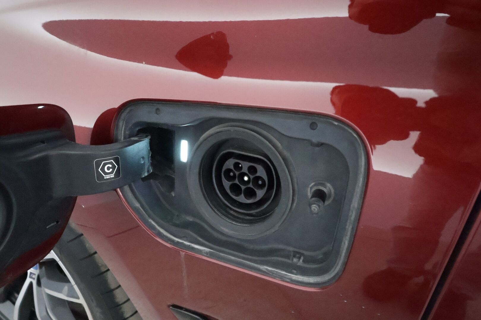 BMW 530 2023 G31 Touring 530e xDrive A Charged Edition M Sport *ACC / P.kamera / Hifi / Muistipenkki / Comfort Access / LED / Navi* - Akku kuntotarkastettu SoH 93,1% / Suomi-auto / Kahdet renkaat aluvanteilla / Merkkihuollettu - Osta nyt, maksa vasta ensi vuonna