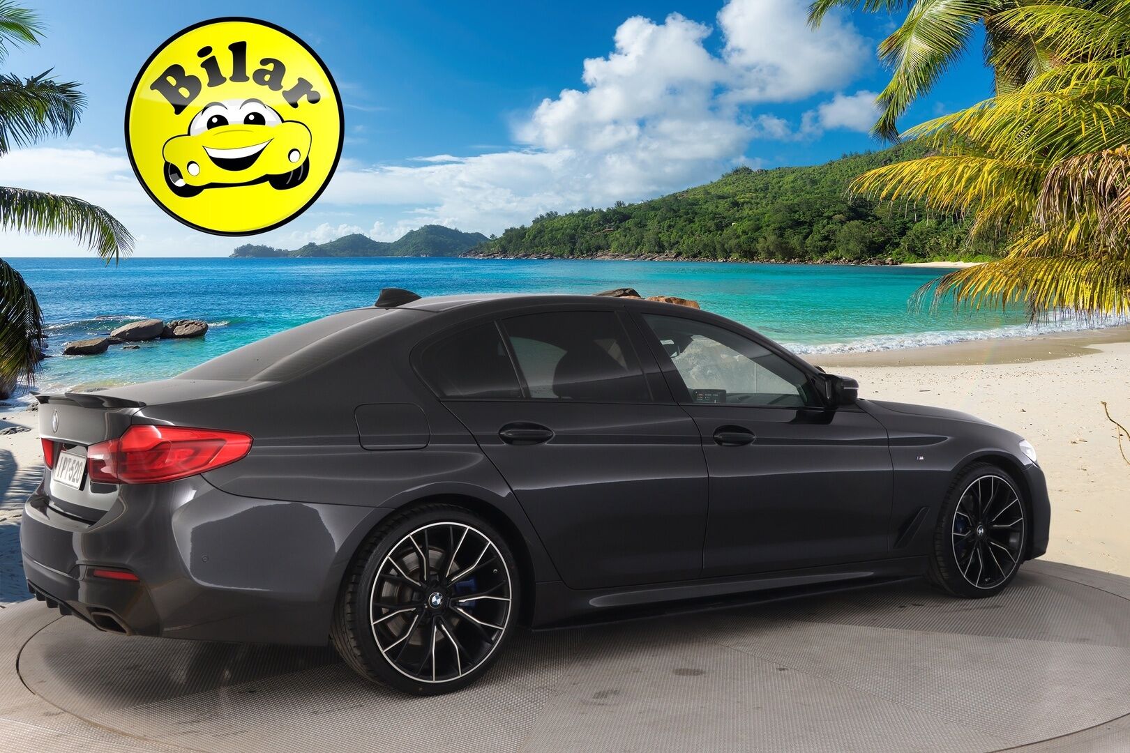 BMW 530 2017 G30 Sedan 530d A Business M Sport - Juuri katsastettu! | H&K | HUD | DA+ | Kattoikkuna | P*kamera | Applecarplay | Individual sisusta | AD-blue vaihdettu | 2x Renkaat & vanteineen