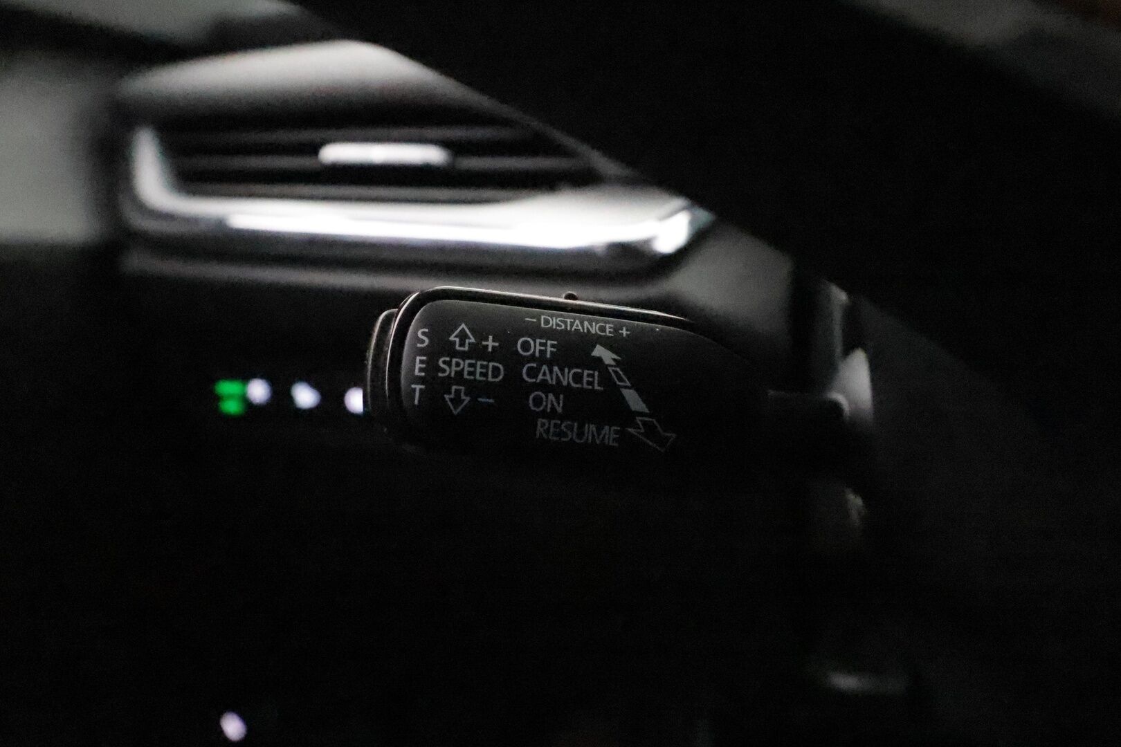 Skoda Enyaq 2022 80 iV - 3,99 % KORKOTARJOUS TÄHÄN AUTOON 31.8. ASTI! - 1Om Suomiauto / Lämpöpumppu / Adapt.Vakkari / ALV / KeylessGo / 360-Kamera / Crystal Matrix LED / Muistipenkki / Puolinahat / Hyvät varusteet!