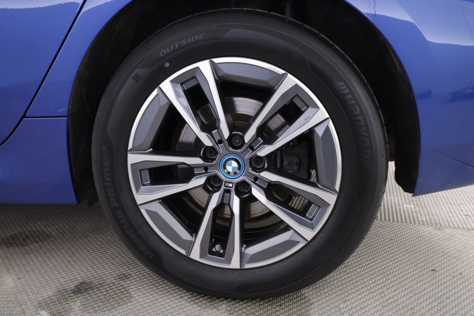 BMW 230 2022 U06 Active Tourer 230e xDrive Charged Edition M Sport *Driving Assistant Plus / H&K / Koukku / Kuskin penkki muistilla ja hieronnalla* - 3,99 % KORKOTARJOUS TÄHÄN AUTOON - *Juuri Huollettu / Portimao Blue / Shadow Line / IconicSounds*
