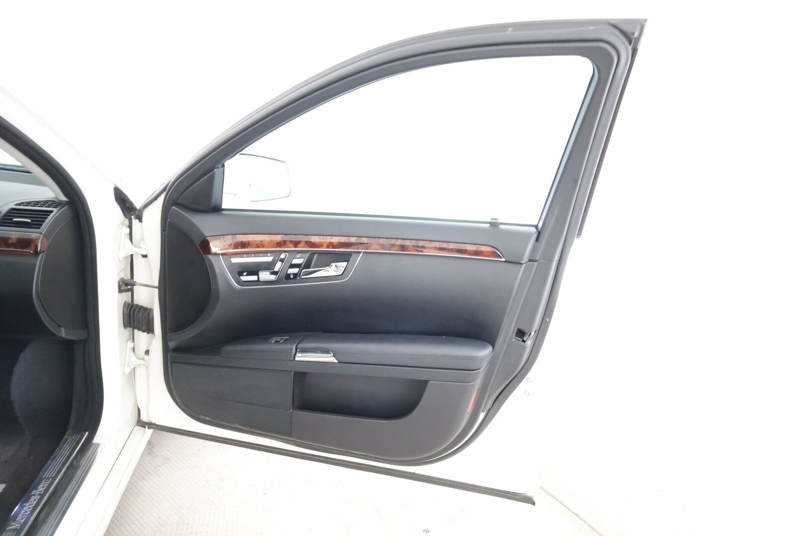 Mercedes-Benz S 2006 S 350 Sedan (AA) 4ov 3498cm3 A - Todella hieno yksilö pienillä kilometreillä!