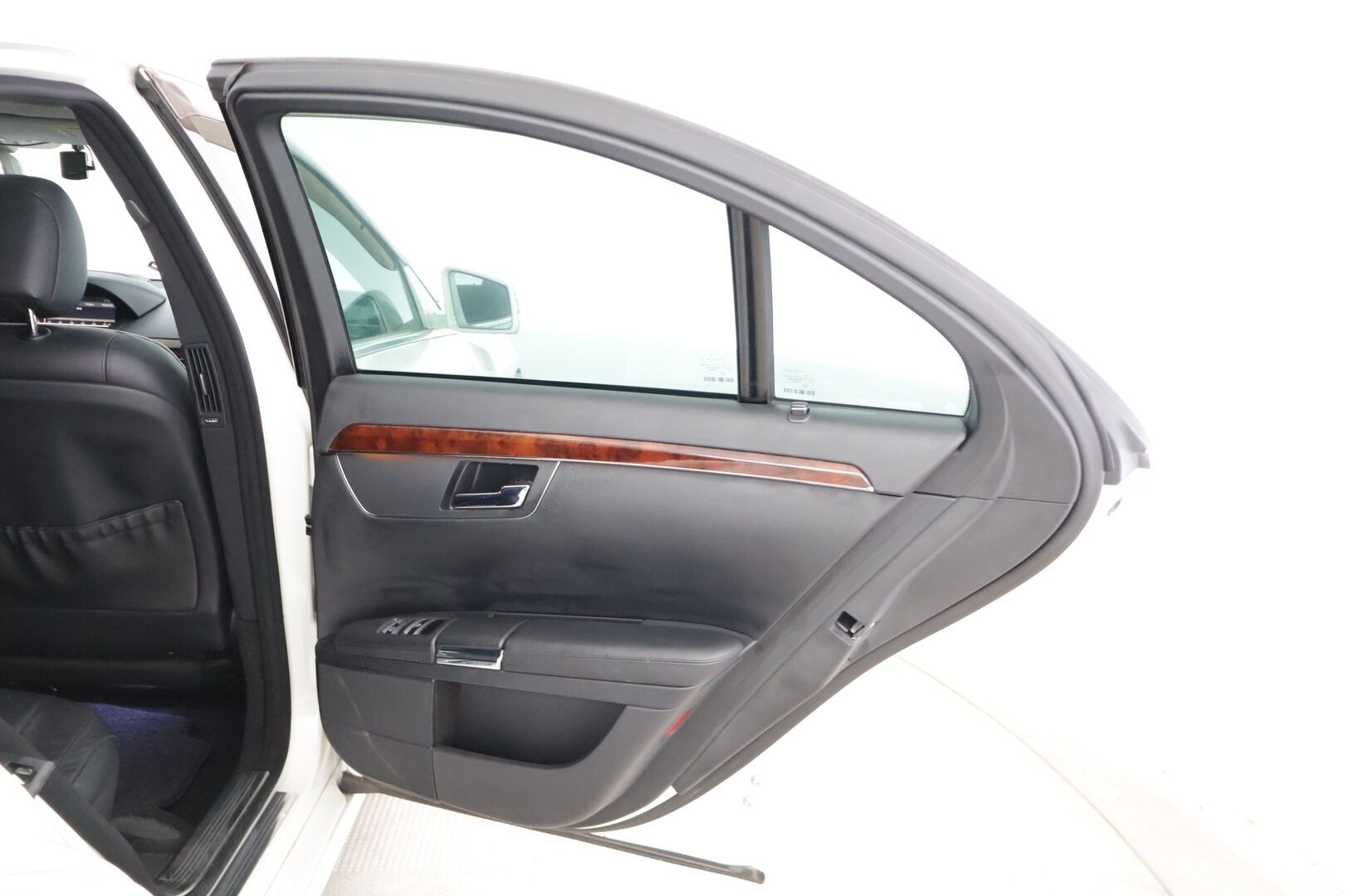 Mercedes-Benz S 2006 S 350 Sedan (AA) 4ov 3498cm3 A - Todella hieno yksilö pienillä kilometreillä!