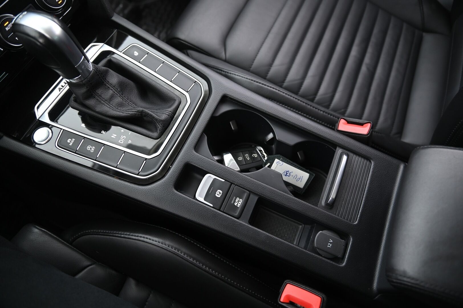 Volkswagen Passat 2018 Variant Alltrack 2,0 TDI 140 kW (190 hv) 4MOTION DSG-automaatti - ACC | nahat | Digimittaristo | Webasto | P.Kamera | Vetokoukku | 2x renkaat&vanteet