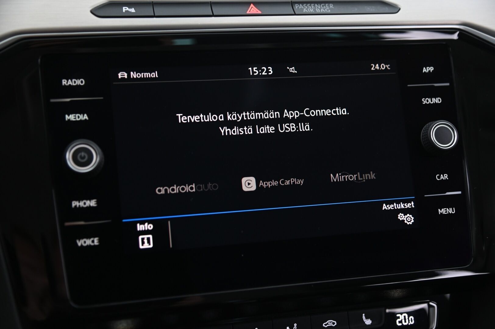 Volkswagen Passat 2018 Variant Alltrack 2,0 TDI 140 kW (190 hv) 4MOTION DSG-automaatti - ACC | nahat | Digimittaristo | Webasto | P.Kamera | Vetokoukku | 2x renkaat&vanteet