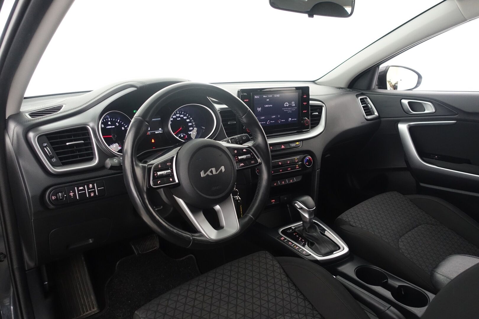 Kia Ceed 2022 1,0 T-GDI Mild-Hybrid 120hv LX SW DCT * Suomi-auto / Vakkari / P.Kamera / AppleCarPlay / Kaistavahti / 2X Renkaat * - HULLUT AVAJAISHULINAT KORKOTARJOUS 3,29 %