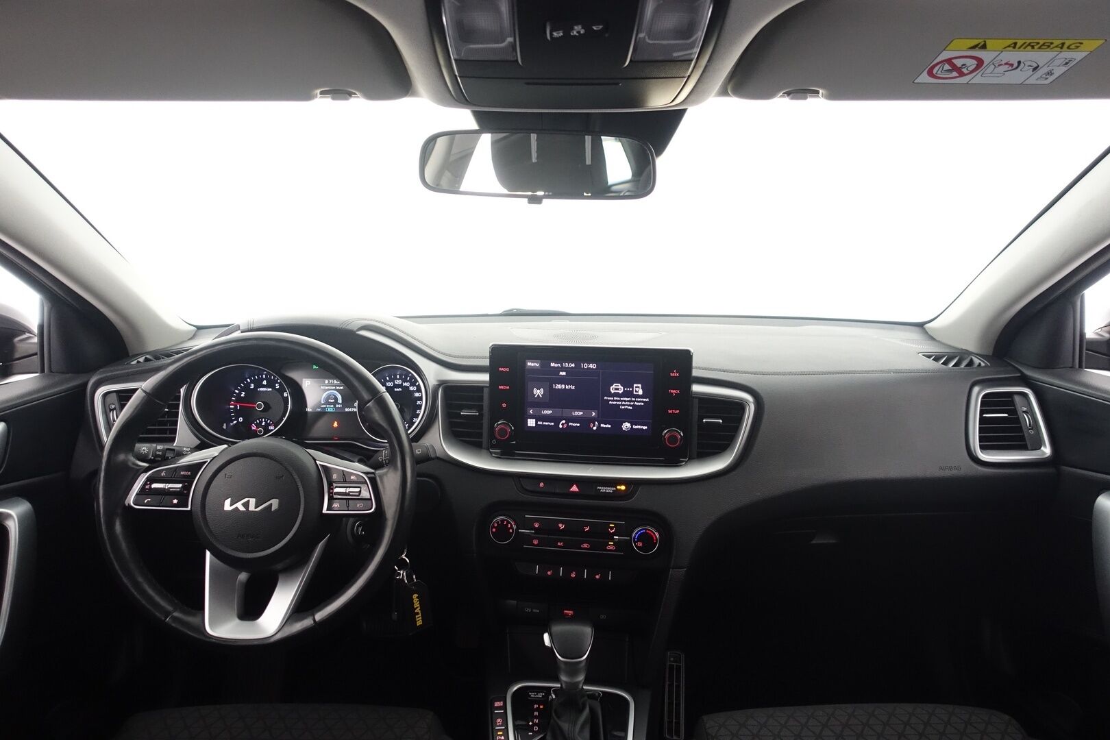 Kia Ceed 2022 1,0 T-GDI Mild-Hybrid 120hv LX SW DCT * Suomi-auto / Vakkari / P.Kamera / AppleCarPlay / Kaistavahti / 2X Renkaat * - HULLUT AVAJAISHULINAT KORKOTARJOUS 3,29 %