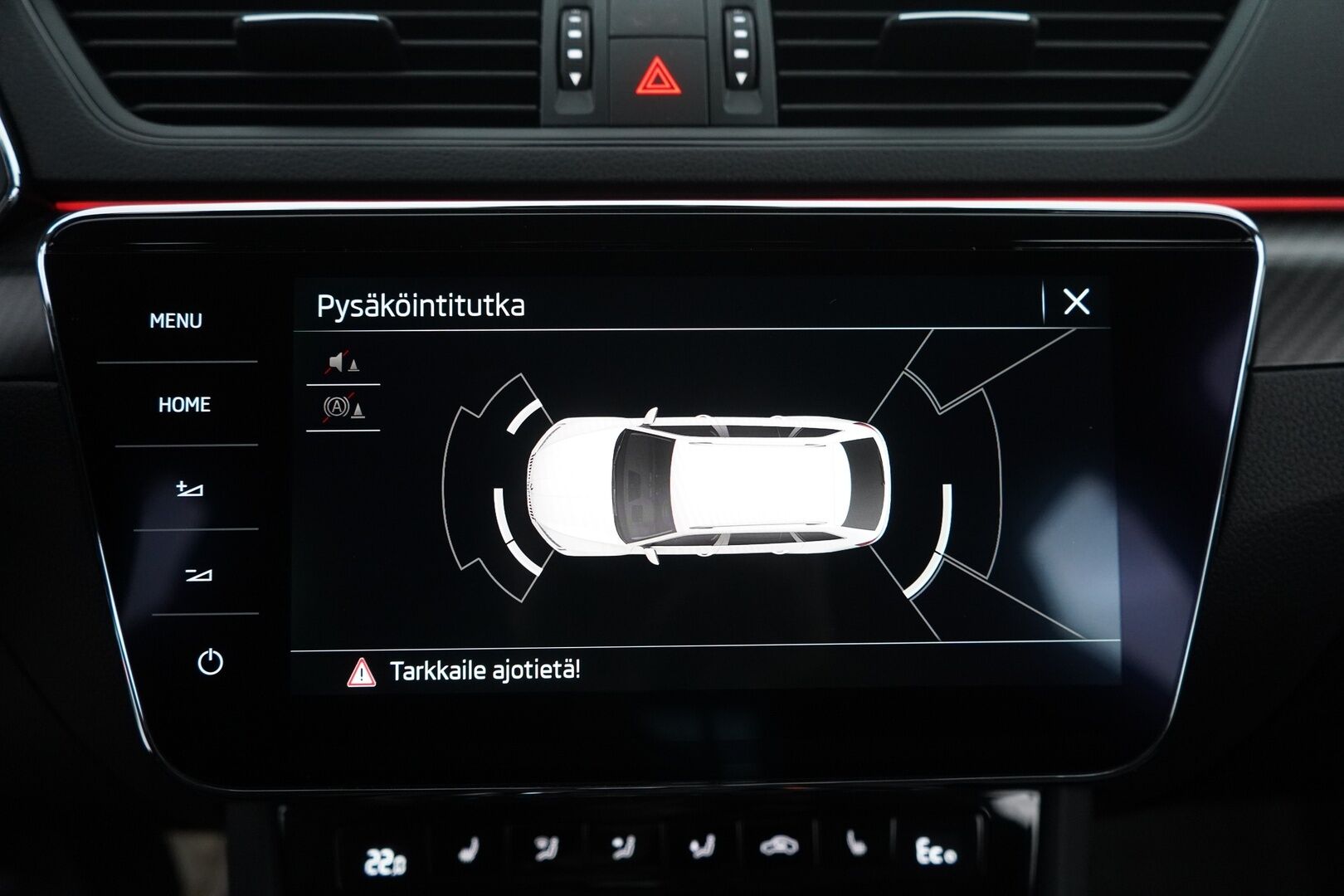 Skoda Superb 2021 Combi 1.4 TSI PHEV SportLine iV DSG Autom. *ACC / Canton / Sport-penkit muistilla / Webasto / Koukku / Digimittaristo* - Skoda OEM Alumiinivanteet / Kummatkin laturit / Sport-line 