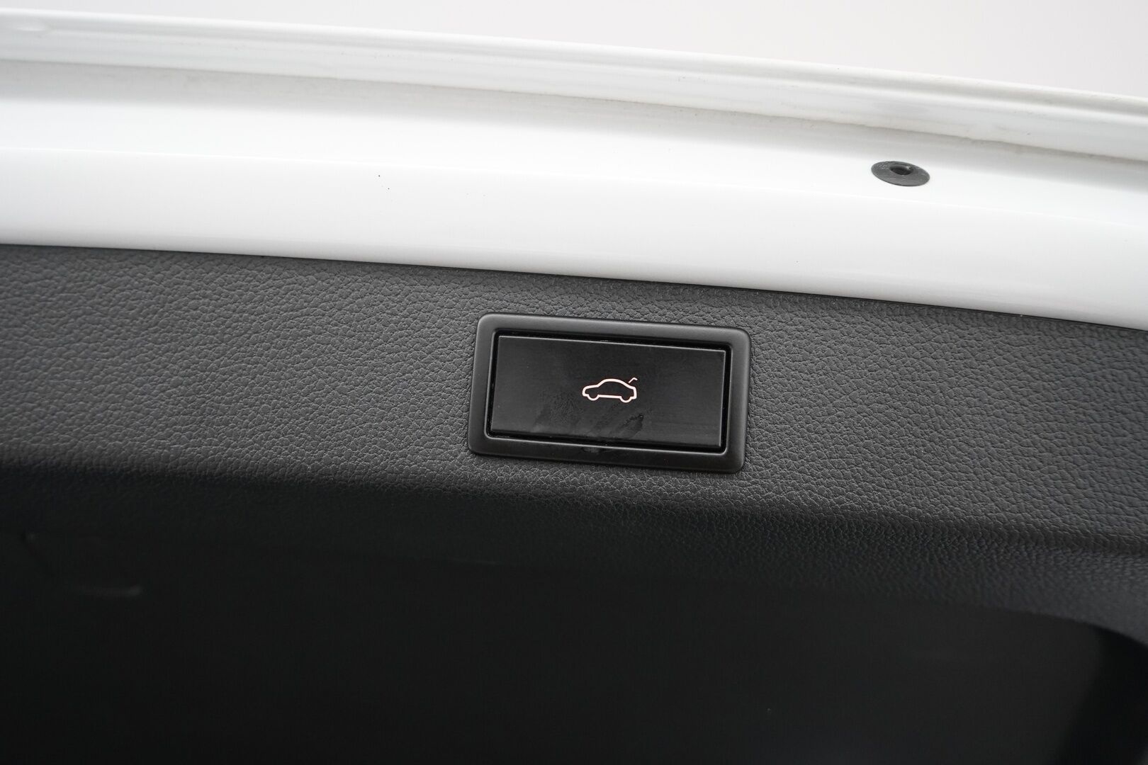 Skoda Superb 2021 Combi 1.4 TSI PHEV SportLine iV DSG Autom. *ACC / Canton / Sport-penkit muistilla / Webasto / Koukku / Digimittaristo* - Skoda OEM Alumiinivanteet / Kummatkin laturit / Sport-line 