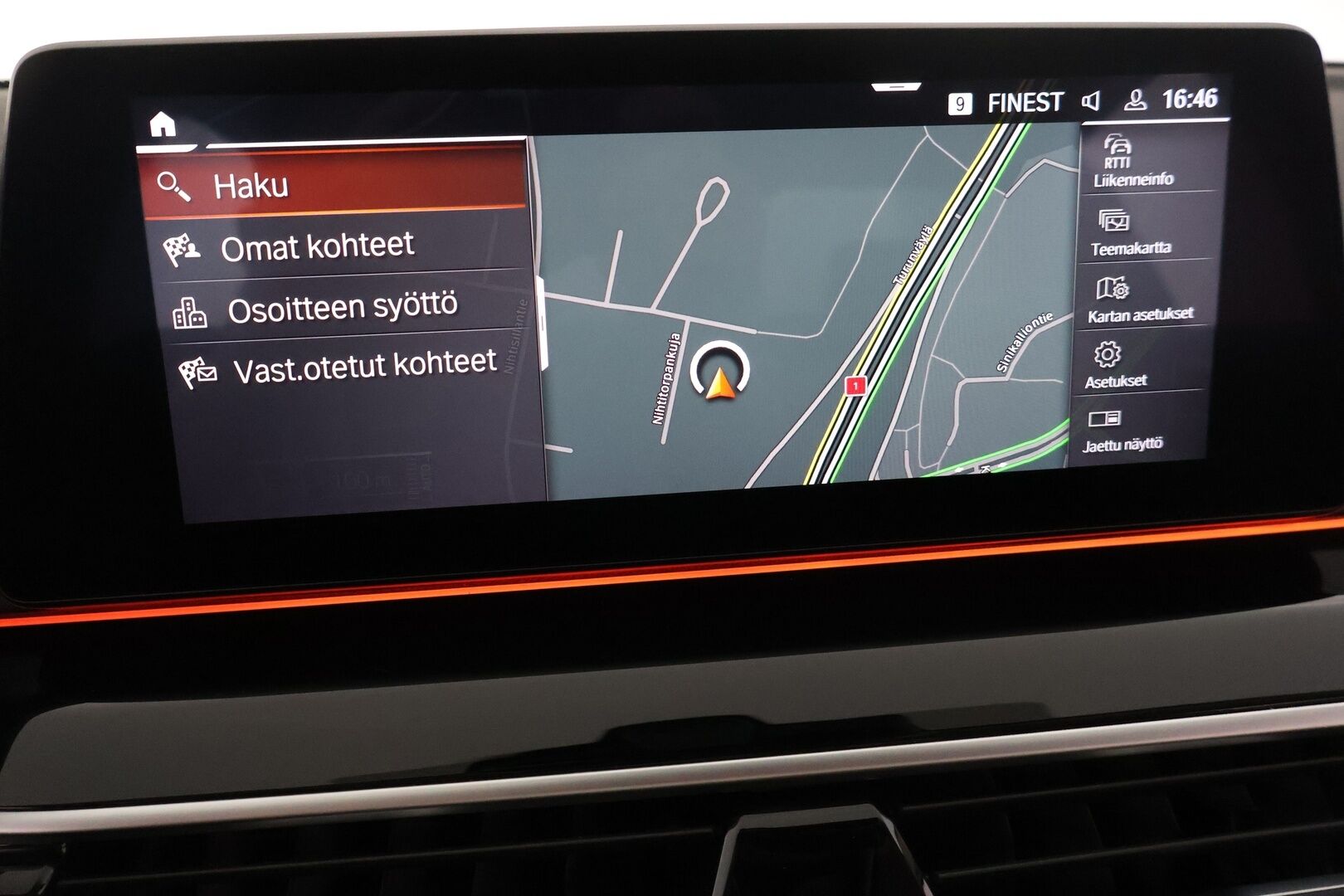 BMW 530 2020 G30 Sedan 530e A xDrive Sport Line ** Juuri tullut! / Vetokoukku / M-Sport ratti / P.kamera / HiFi / Sporttipenkit **