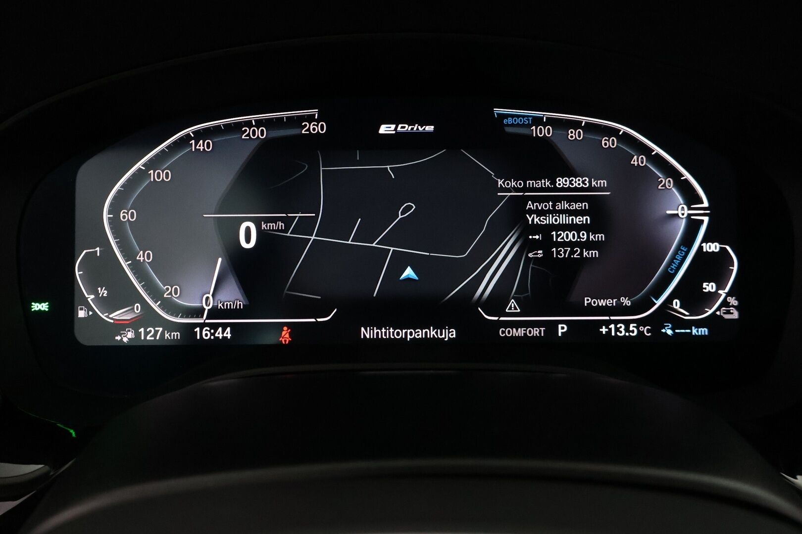 BMW 530 2020 G30 Sedan 530e A xDrive Sport Line ** Juuri tullut! / Vetokoukku / M-Sport ratti / P.kamera / HiFi / Sporttipenkit **