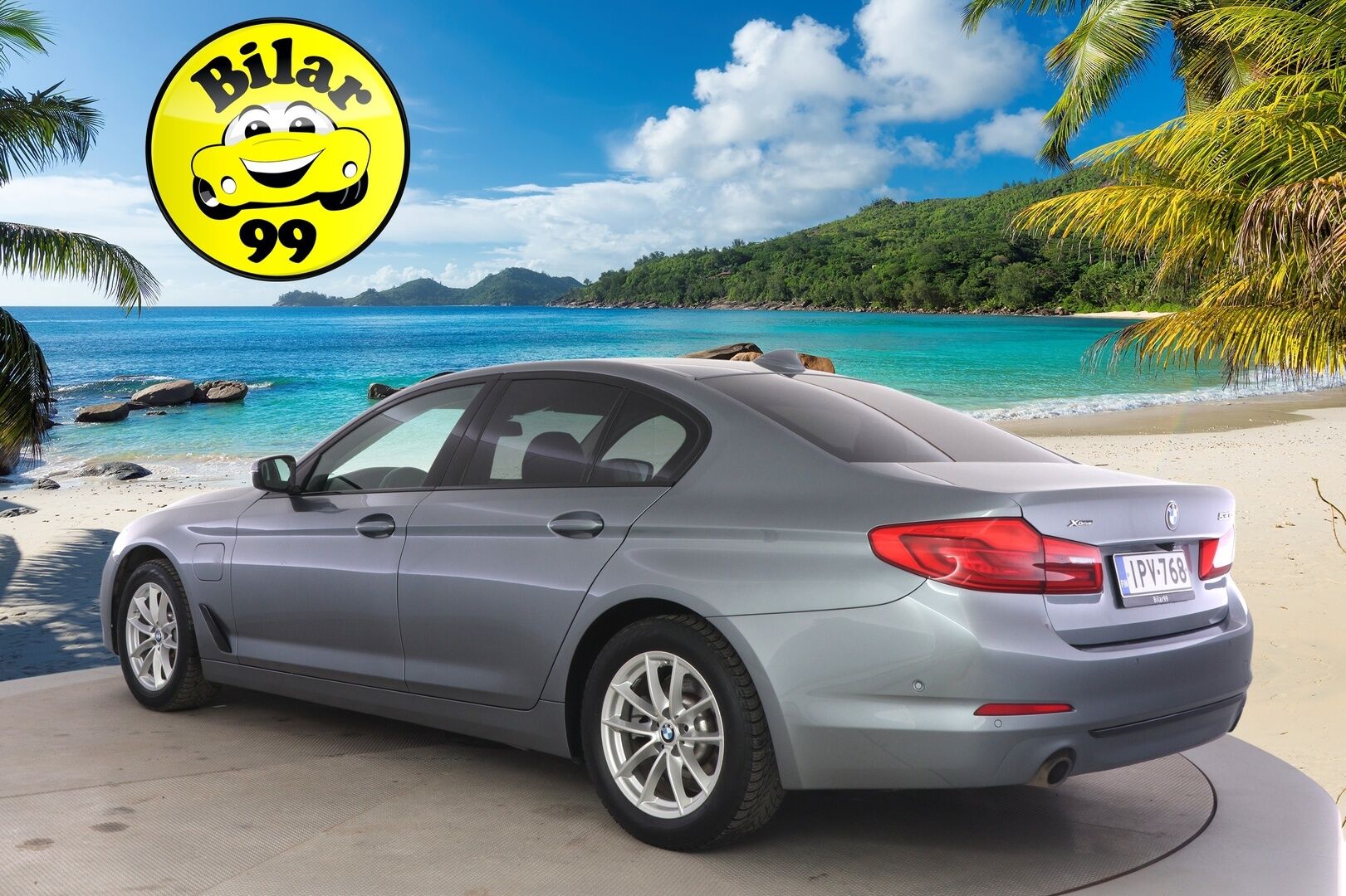 BMW 530 2020 G30 Sedan 530e A xDrive Sport Line ** Juuri tullut! / Vetokoukku / M-Sport ratti / P.kamera / HiFi / Sporttipenkit **