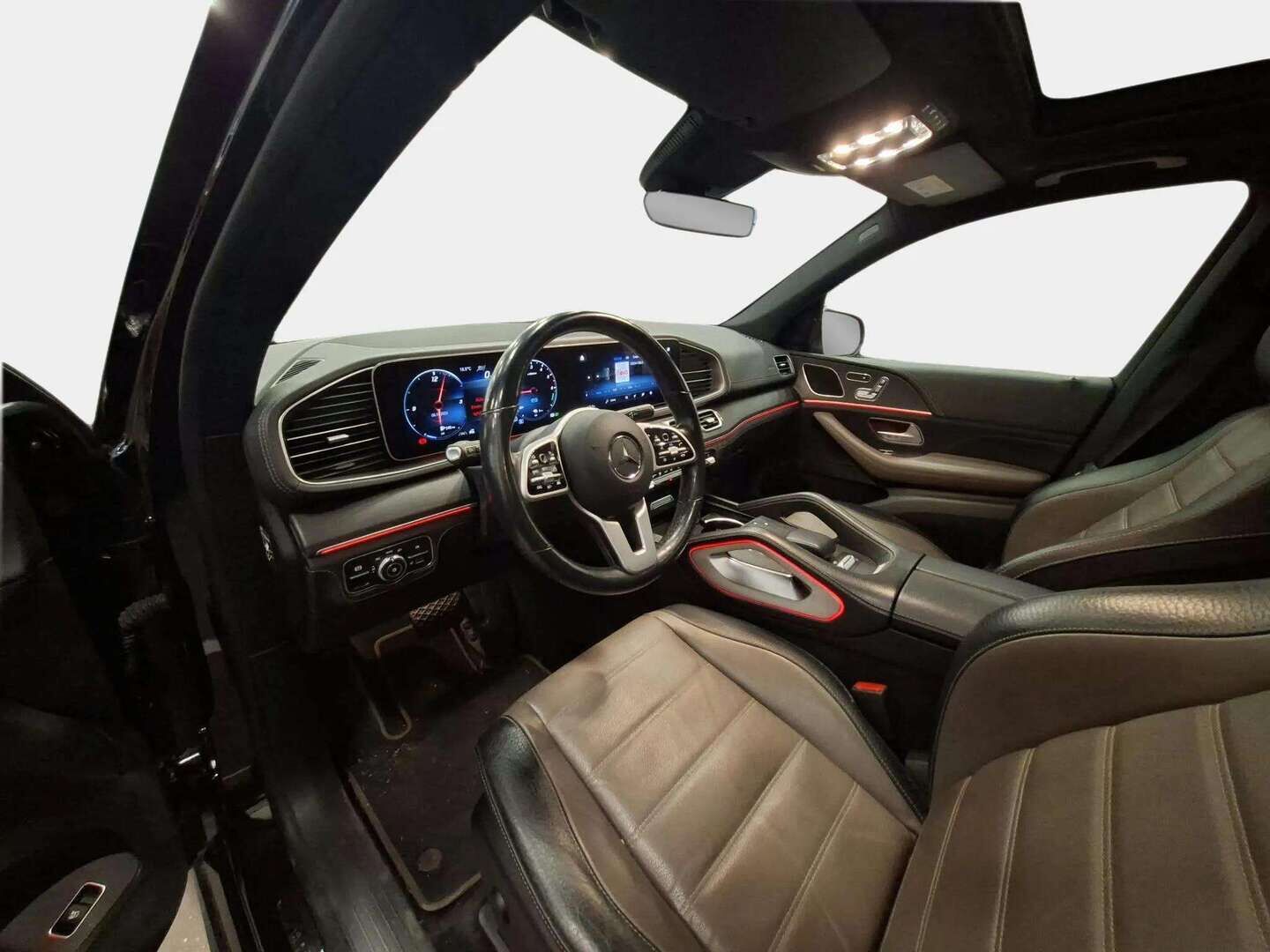 Mercedes-Benz GLE 2021 GLE 350 de 4MATIC AMG line - | AMG Line | DISTRONIC Plus | 360°-kamera | MULTIBEAM LED | Panoraamalasikatto | Ilmajousitus | Nahkasisusta | Digimittaristo | Ambient | Ratinlämmitys | Ajastettava lämmitys |