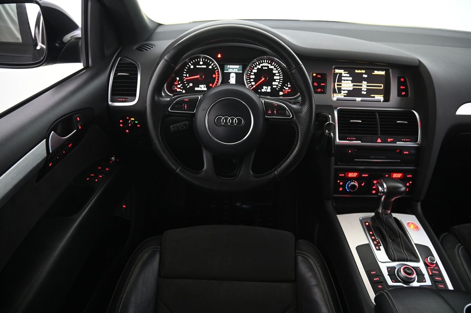 Audi Q7 2012 3.0 V6 TDI 180kw Quattro S-Line 7p - Myydään Huutokaupat.com!
