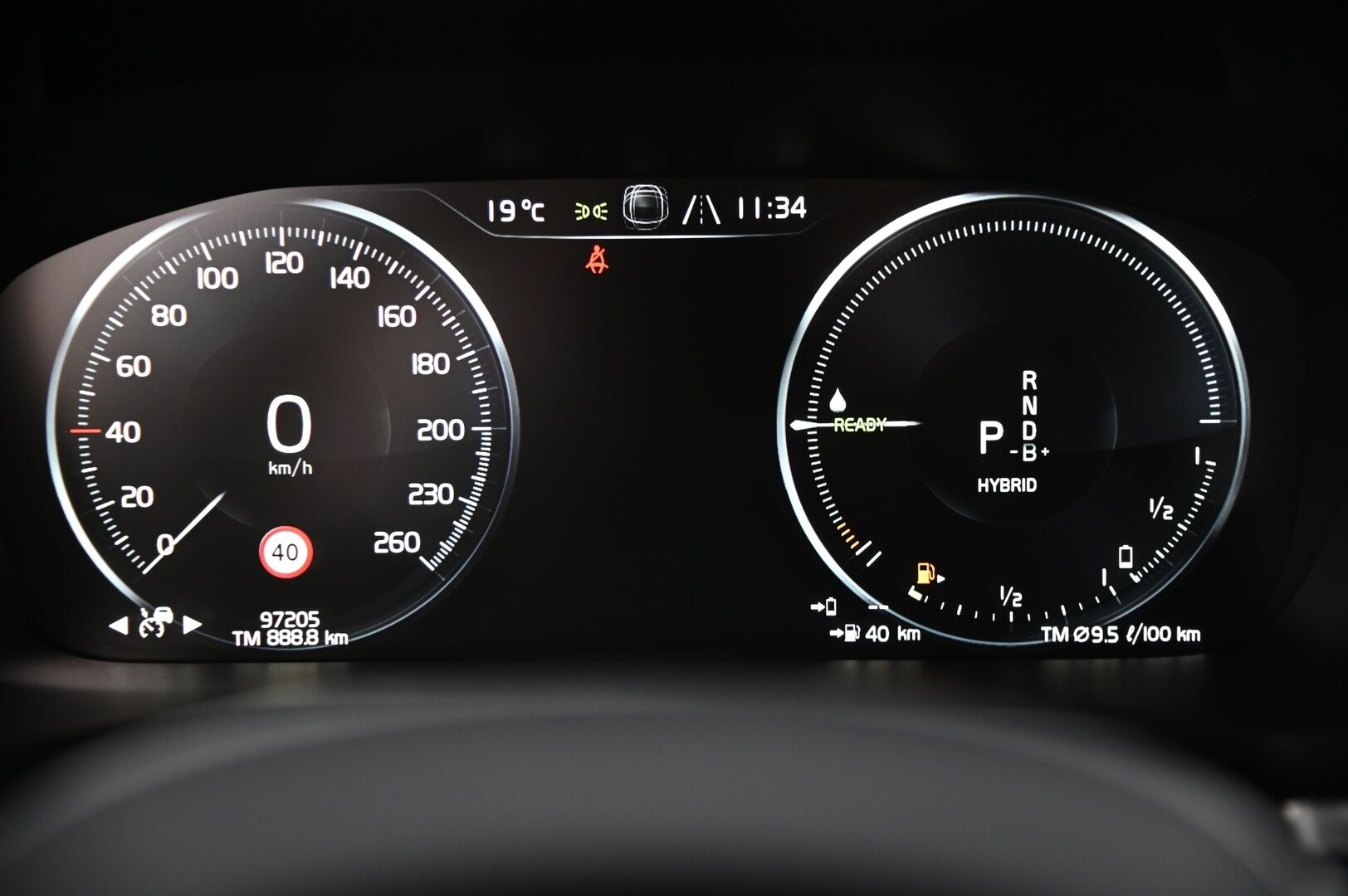 Volvo V60 2021 T6 TwE AWD Inscription aut *VOC / Webasto / ACC / Sporttinahat / Muistipenkki / Pilot Assist / Kamera* - Full Led High Beam ajovalot / Juuri huollettu / Hyvät nastarenkaat