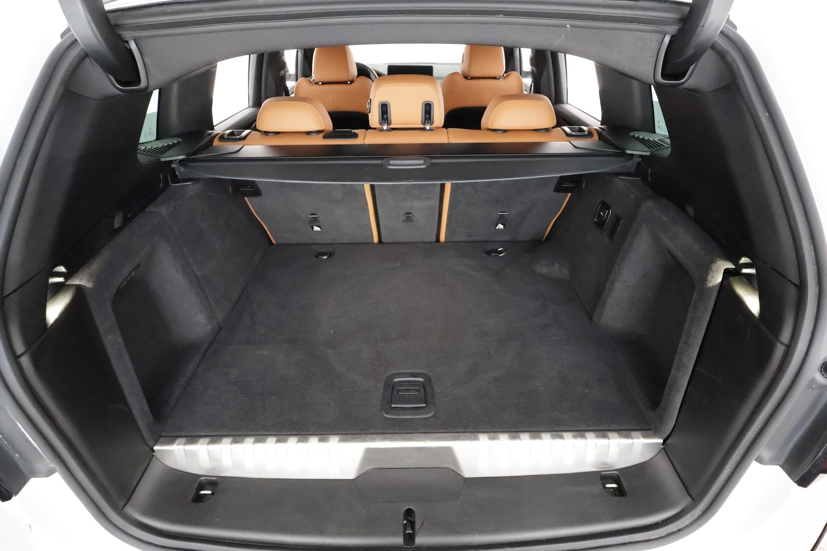BMW X3 2022 G01 xDrive 30e A Charged Edition - | ACC | Lisälämmitin | Koukku | Adpat. LED | Hifit | P.Kamera | Muistipenkki | Apple&Android | 1.Om Suomi-auto | Kahdet Renkaat |