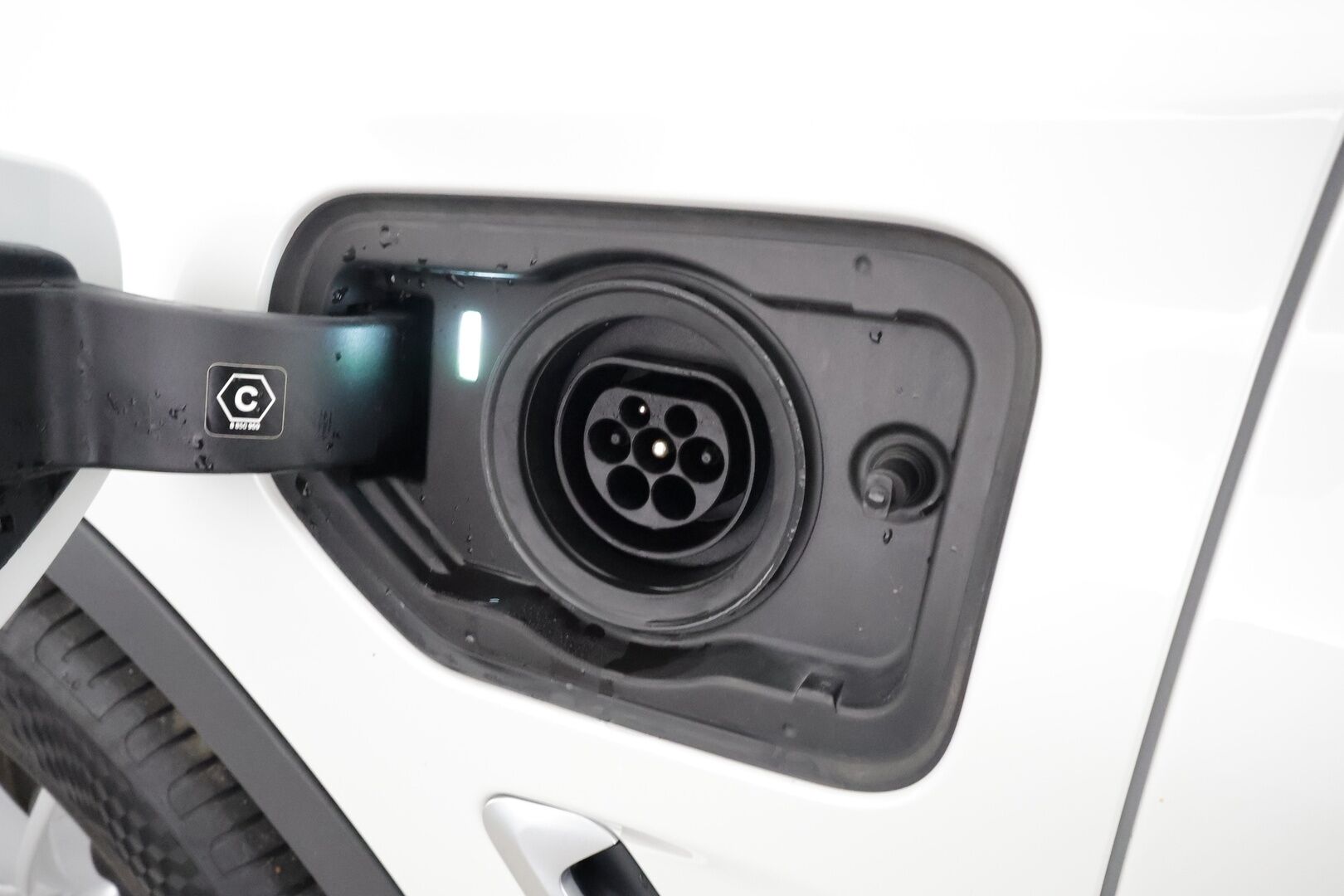 BMW X3 2022 G01 xDrive 30e A Charged Edition - | ACC | Lisälämmitin | Koukku | Adpat. LED | Hifit | P.Kamera | Muistipenkki | Apple&Android | 1.Om Suomi-auto | Kahdet Renkaat |