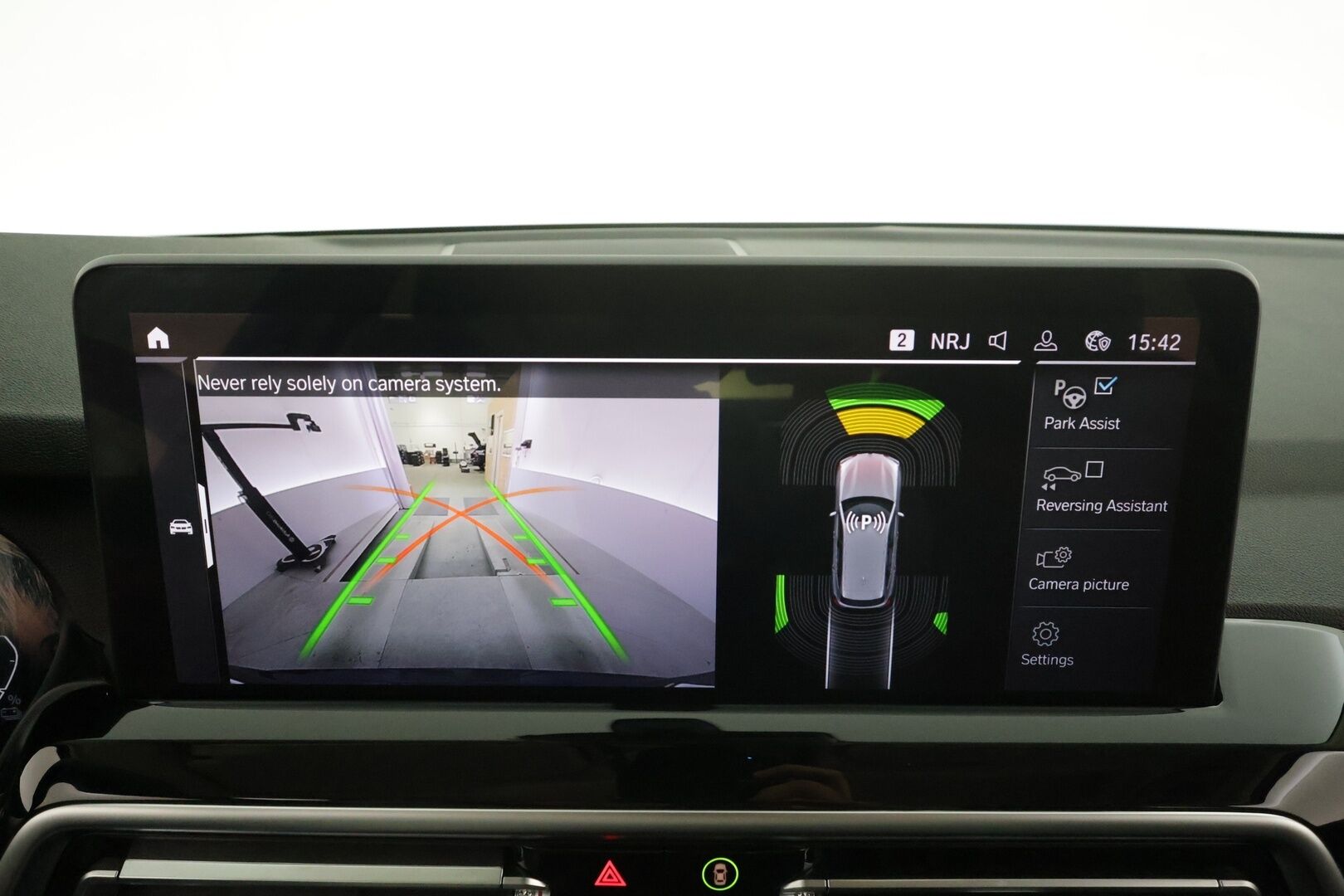 BMW X3 2023 G01 xDrive 30e A Charged Edition * Vakkari / P.kamera / Koukku / Sporttinahat / Hifi / Sähköluukku / LED * - 1.Om Suomi-auto / Kahdet renkaat aluvanteilla