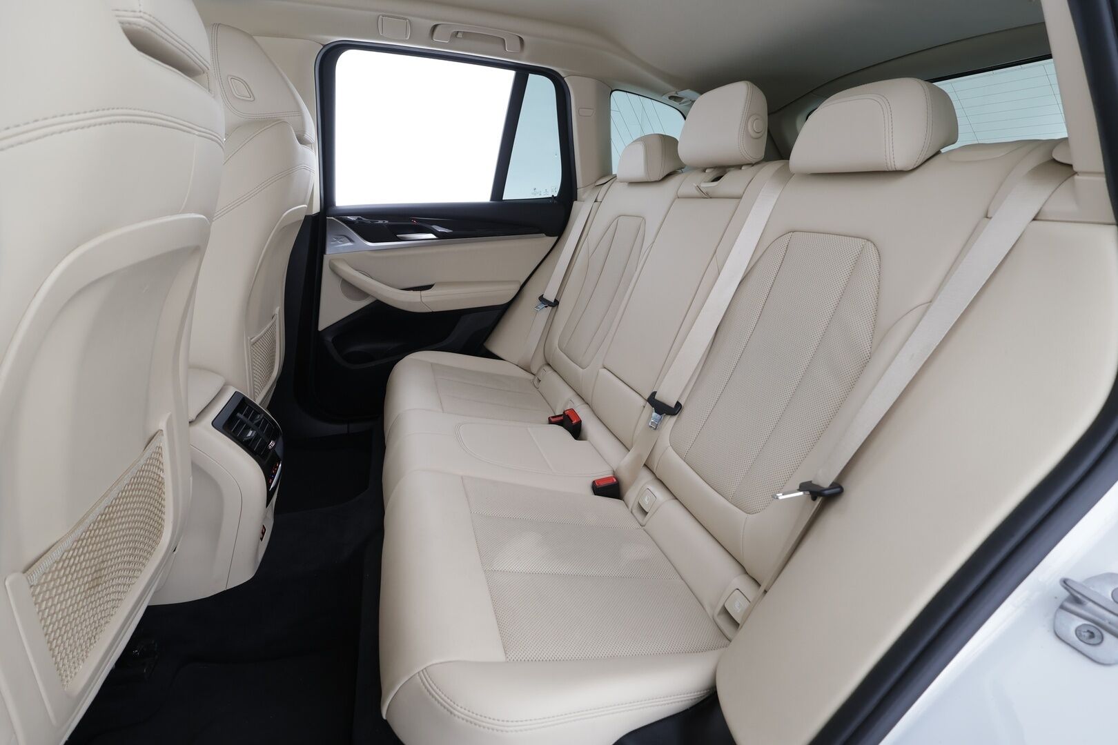 BMW X3 2023 G01 xDrive 30e A Charged Edition * ACC / P.kamera / LED / Hifi / Navi / Sporttinahat / Sähköluukku * - 1.Om Suomi-auto / Kahdet renkaat aluvanteilla / Merkkihuollettu