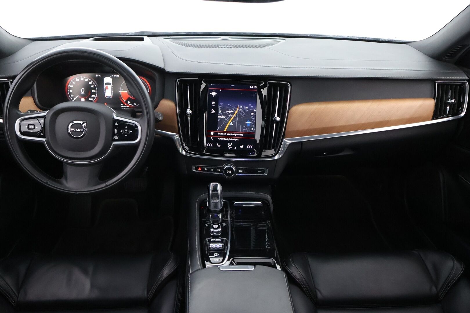 Volvo V90 2019 T8 AWD Inscription aut - Webasto / Harman&Kardon / Adapt.Vakkari / Panorama/ Koukku / HUD / 360-Kamera / Nahkapenkit Muistilla / Supervarusteet!