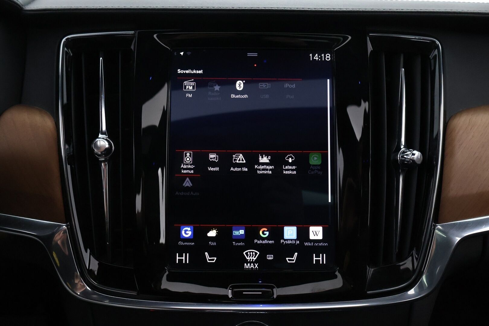 Volvo V90 2019 T8 AWD Inscription aut - Webasto / Harman&Kardon / Adapt.Vakkari / Panorama/ Koukku / HUD / 360-Kamera / Nahkapenkit Muistilla / Supervarusteet!