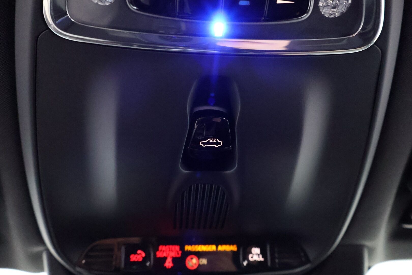 Volvo V90 2019 T8 AWD Inscription aut - Webasto / Harman&Kardon / Adapt.Vakkari / Panorama/ Koukku / HUD / 360-Kamera / Nahkapenkit Muistilla / Supervarusteet!
