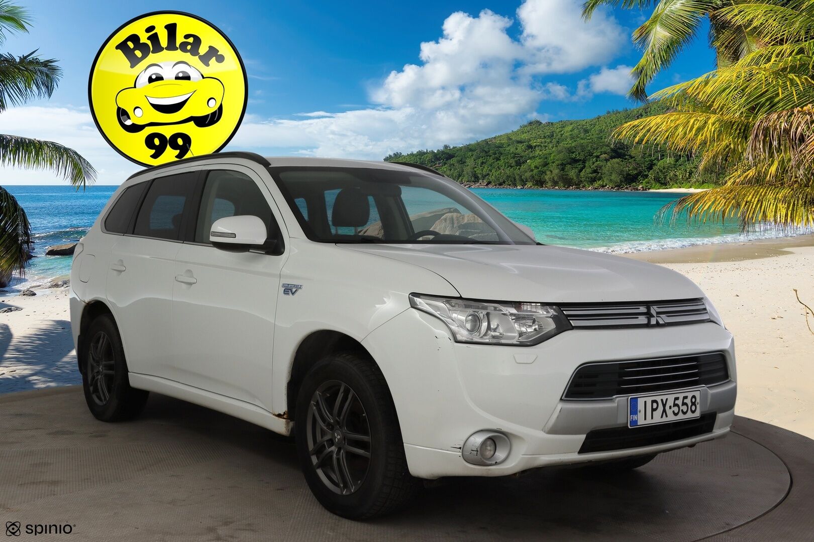 Mitsubishi Outlander PHEV 2014 Instyle Navi 4WD 5P  * / Vetokoukku / Sähköluukku / Vakkari / Neliveto / Rockford Audio / * - Vetokoukullinen neliveto