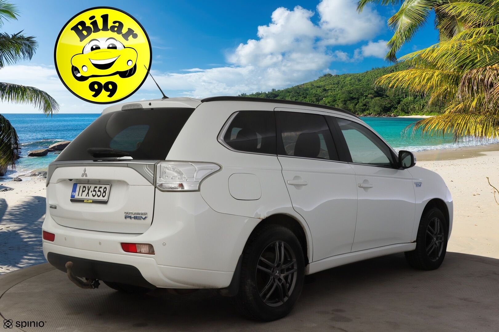 Mitsubishi Outlander PHEV 2014 Instyle Navi 4WD 5P  * / Vetokoukku / Sähköluukku / Vakkari / Neliveto / Rockford Audio / * - Vetokoukullinen neliveto