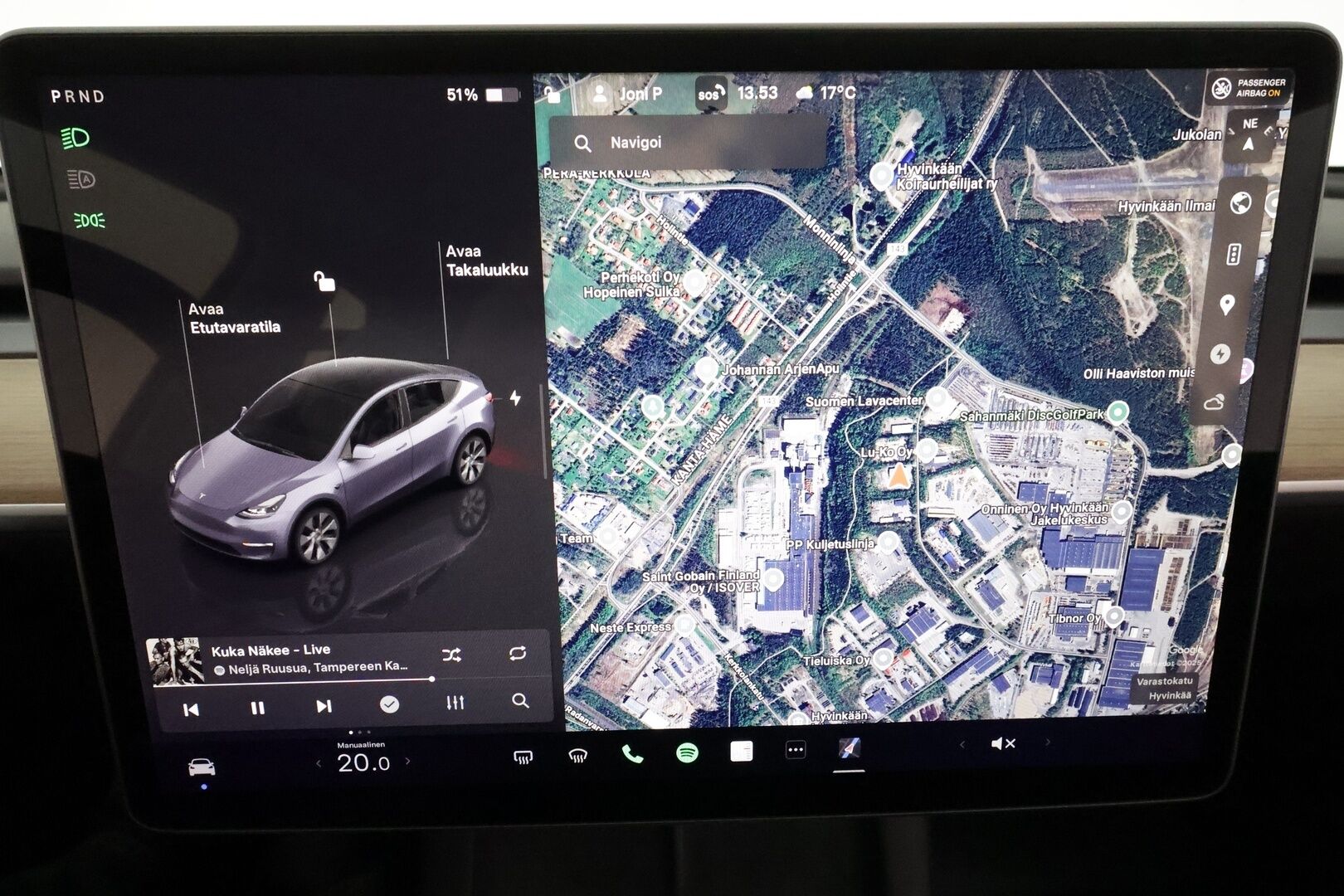 Tesla Model Y 2022 Long Range Dual motor AWD **Koukku / Autopilot / Matrix LED / Lasikatto / Premium Audio / Kahdet renkaat vanteilla** - 3,99 % KORKOTARJOUS TÄHÄN AUTOON - 