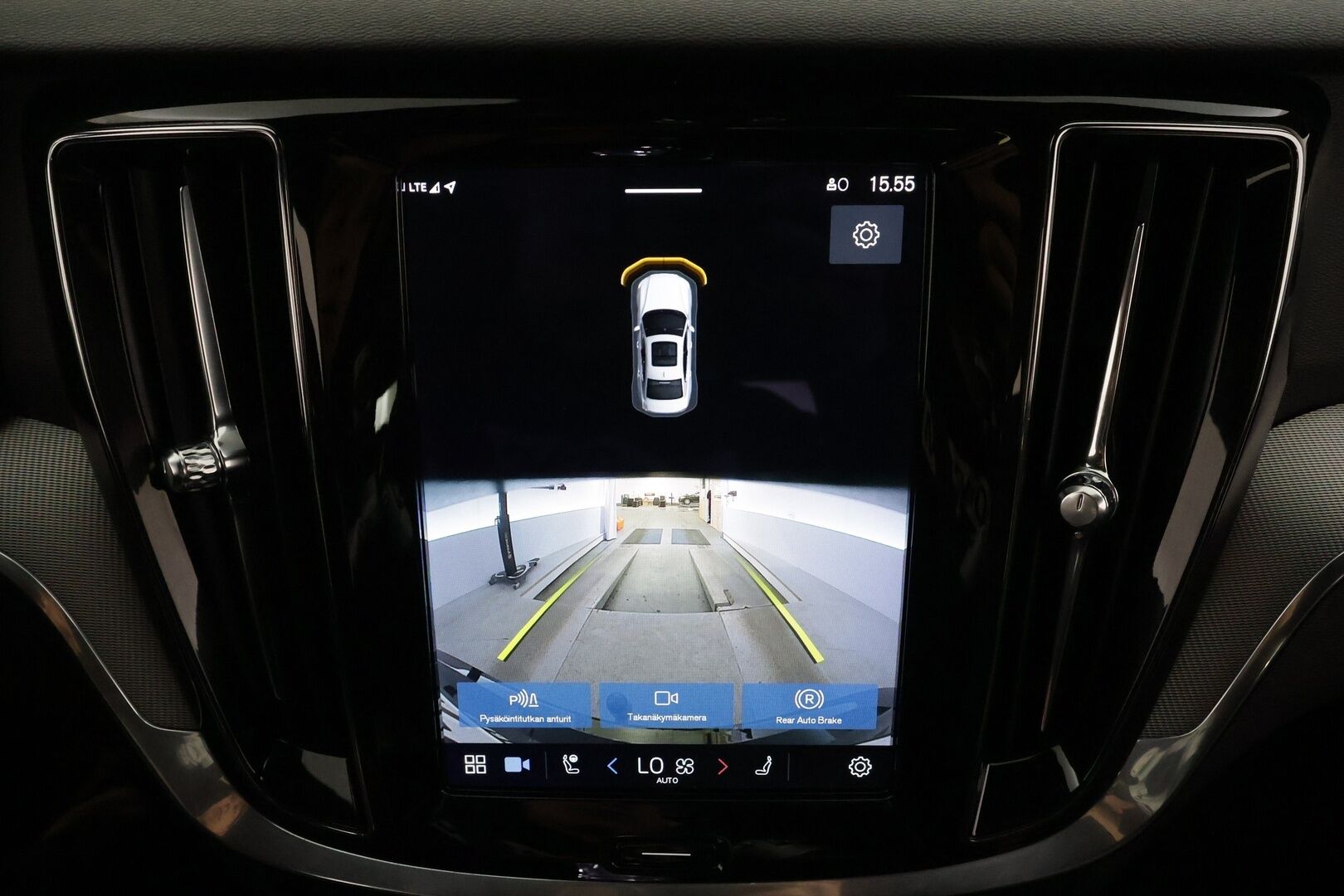 Volvo S60 2023 B5 AWD MHEV Business Plus Dark aut * Bowers&Wilkins / Webasto / Muistipenkit / Pilot Assist / Koukku / P.kamera / Sporttipenkit * - Merkkihuollettu / Suomi-auto / Kahdet renkaat - HULLUT AVAJAISHULINAT KORKOTARJOUS 3,29 %