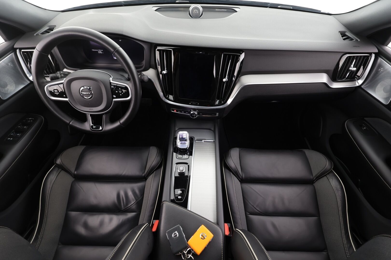 Volvo S60 2023 B5 AWD MHEV Business Plus Dark aut * Bowers&Wilkins / Webasto / Muistipenkit / Pilot Assist / Koukku / P.kamera / Sporttipenkit * - Merkkihuollettu / Suomi-auto / Kahdet renkaat - HULLUT AVAJAISHULINAT KORKOTARJOUS 3,29 %