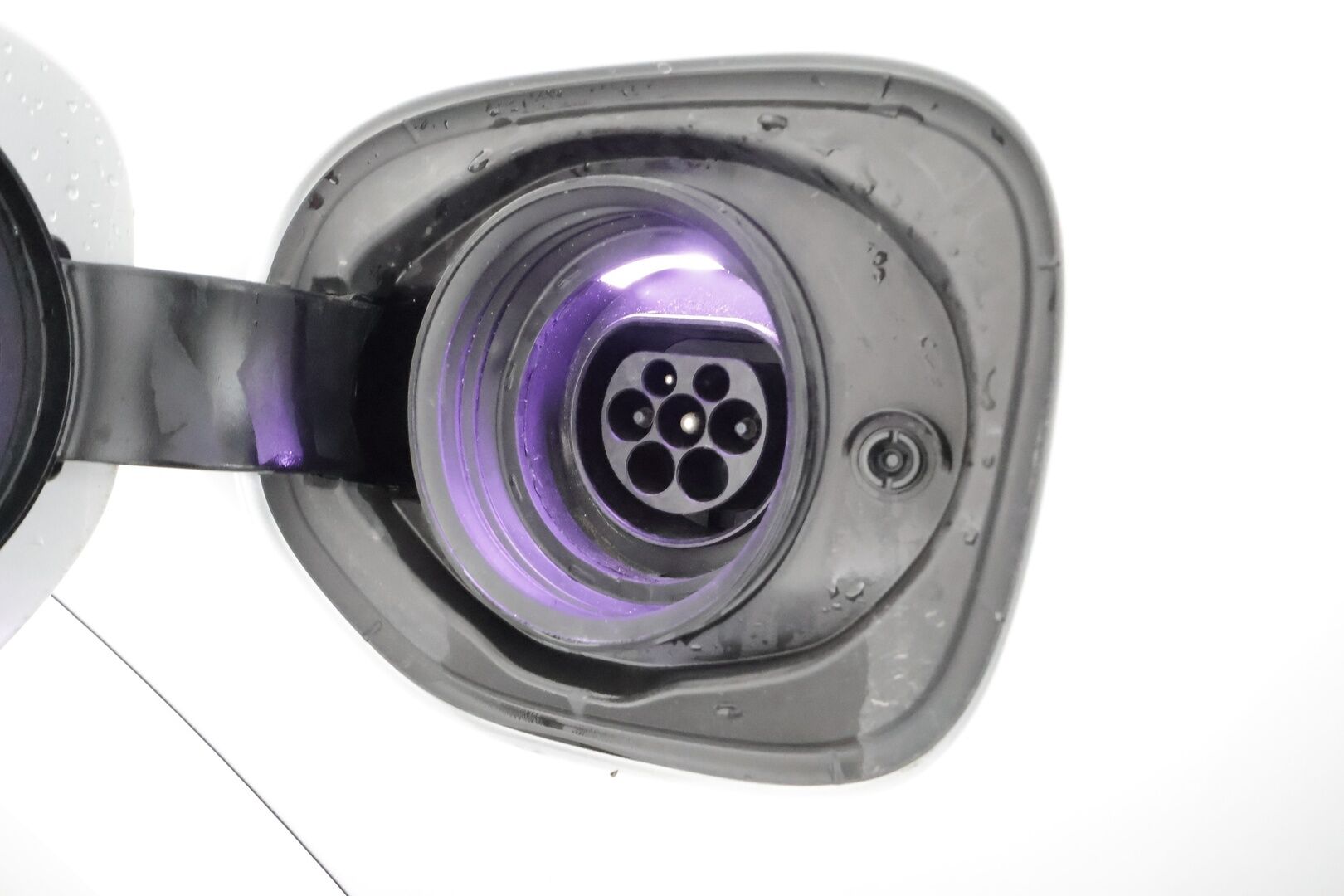 Volvo XC60 2020 T8 TwE AWD Polestar Engineered aut * ACC / HUD / Panorama / Full LED / Muistipenkki / Koukku / H&K / 360° / Webasto / Navi * - 1.Om Suomi-auto / Kahdet renkaat aluvanteilla - HULLU BLACKWEEK KORKOTARJOUS 2,49%