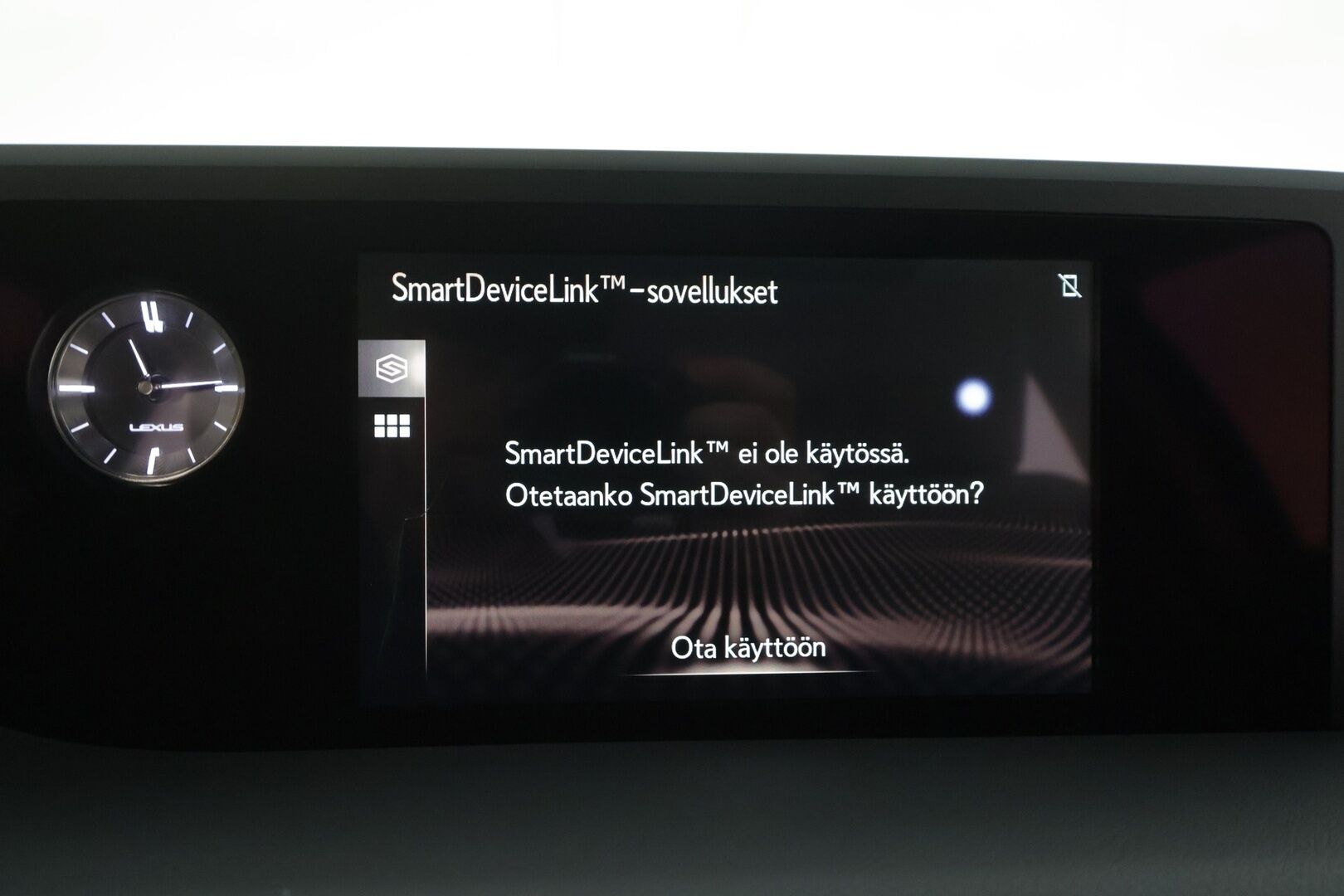 Lexus ES 2020 300h Comfort - | ACC | Lohko+Sisä | Lasikattoluukku | P.Kamera | Sähköpenkit | Kaistavahti | Bi-LED | Navi | Keyless | Nahat | Suomi-auto | Kahdet renkaat aluvanteilla | Merkkihuollettu | Juuri huollettu |