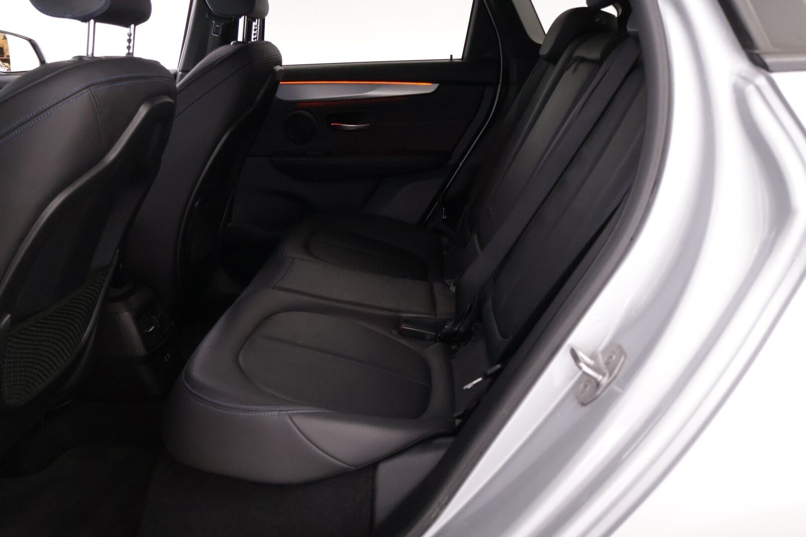 BMW 225 2019 10 kWh, 225xe iPerformance M Sport *HUD / BlowByHeater / HiFi / P-Kamera / LED / Sporttinahat / S-Luukku* - Ratinlämmitin / Prof. Navi / Tutkat*