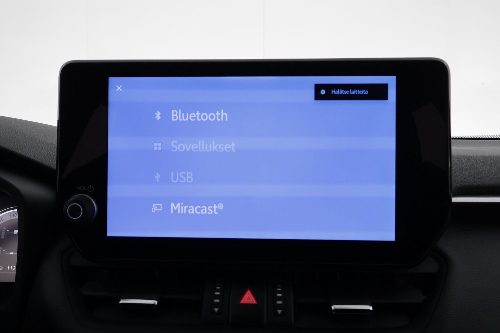 Toyota RAV4 Plug-in 2023 Hybrid 2,5 AWD-i Active Edition * ACC / LED / P.kamera / Kaistavahti / Koukku / Lohkolämmitin / KeylessGO * - 1.om Suomi-auto / 2x Latauskaapelit / Kahdet renkaat / Merkkihuollot / Facelift - HULLU BLACKWEEK KORKOTARJOUS 2,49%