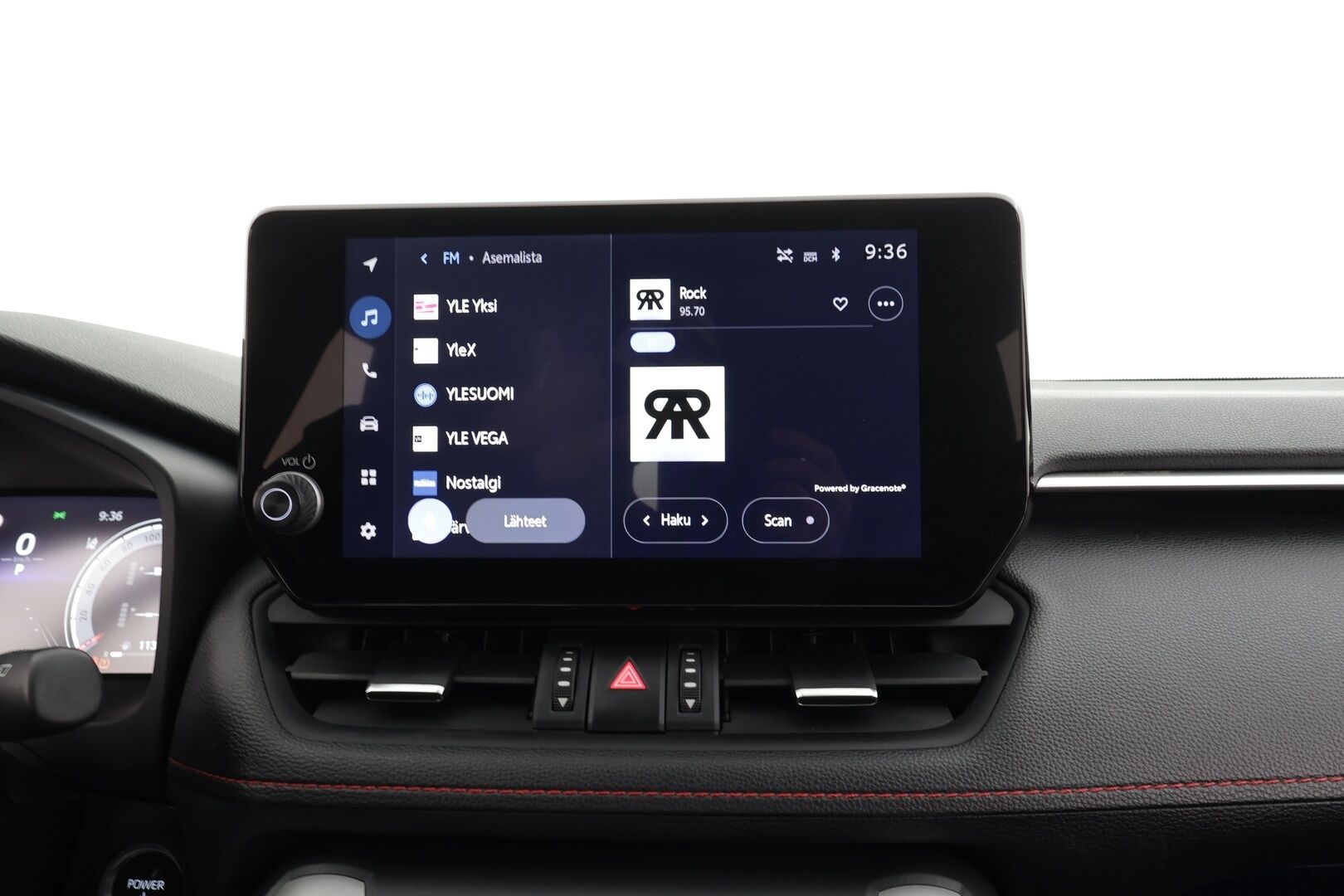 Toyota RAV4 Plug-in 2023 Hybrid 2,5 AWD-i Active Edition * ACC / LED / P.kamera / Kaistavahti / Koukku / Lohkolämmitin / KeylessGO * - 1.om Suomi-auto / 2x Latauskaapelit / Kahdet renkaat / Merkkihuollot / Facelift - HULLU BLACKWEEK KORKOTARJOUS 2,49%