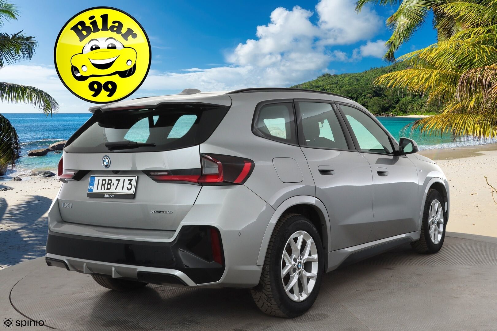 BMW iX1 2023 U11 30 xDrive M Sport Fully Charged * ACC / HUD / 360° / H&K / Koukku / Muistipenkki hieronnalla / ILP / Comfort Access * - 1.Om Suomi-auto / Akku kuntotarkastettu SoH 97,9% / Kahdet renkaat aluvanteilla / Merkkihuollettu / Huippuvarusteet