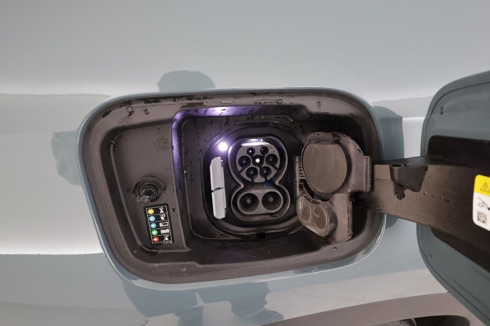 BMW iX1 2023 U11 30 xDrive Charged Edition * ACC / Lisälämmitin / Koukku / H/K / Widescreen / P.Kamera / Sporttipenkit * - 1.Om Suomi-auto / Kahdet Renkaat / Koti & Kauppalataus - HULLUT AVAJAISHULINAT KORKOTARJOUS 3,29 %