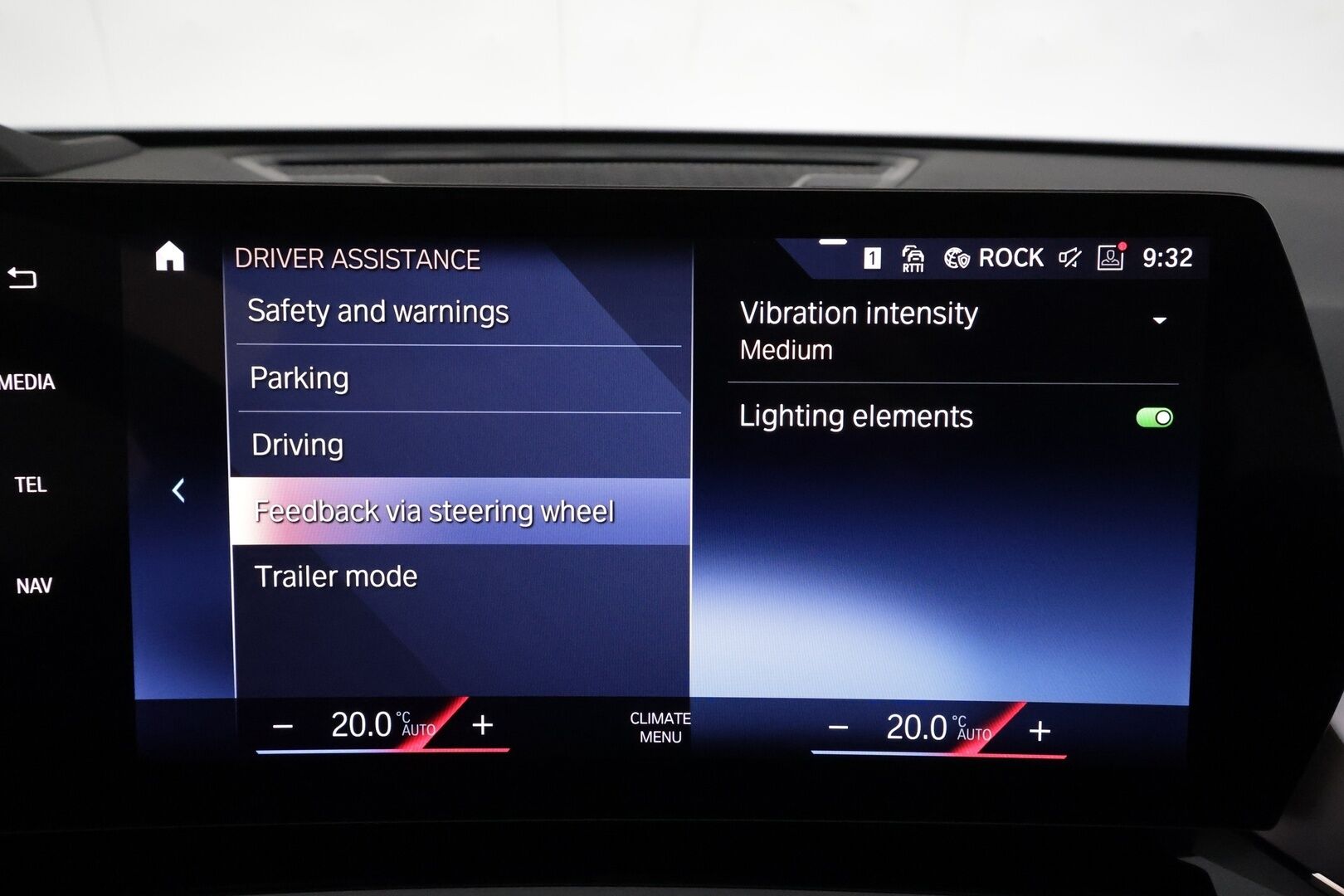 BMW iX1 2023 U11 30 xDrive Fully Charged **ACC / HUD / Muistipenkki / H&K / 360° / Koukku / Adapt.LED / Comfort Access / Hierovat penkit** - 3,99 % KORKOTARJOUS TÄHÄN AUTOON 16.9. ASTI! - Akku kuntotarkastettu! / Sähköpenkit / Sporttinahat / Suomi-auto / Kahdet renkaat aluvanteilla