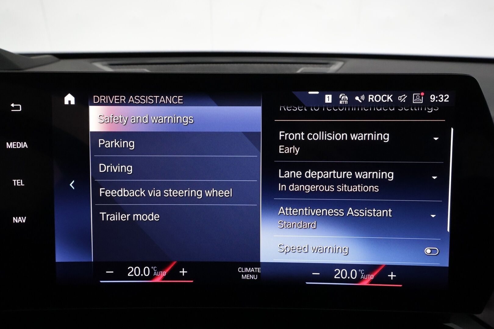 BMW iX1 2023 U11 30 xDrive Fully Charged **ACC / HUD / Muistipenkki / H&K / 360° / Koukku / Adapt.LED / Comfort Access / Hierovat penkit** - 3,99 % KORKOTARJOUS TÄHÄN AUTOON 16.9. ASTI! - Akku kuntotarkastettu! / Sähköpenkit / Sporttinahat / Suomi-auto / Kahdet renkaat aluvanteilla