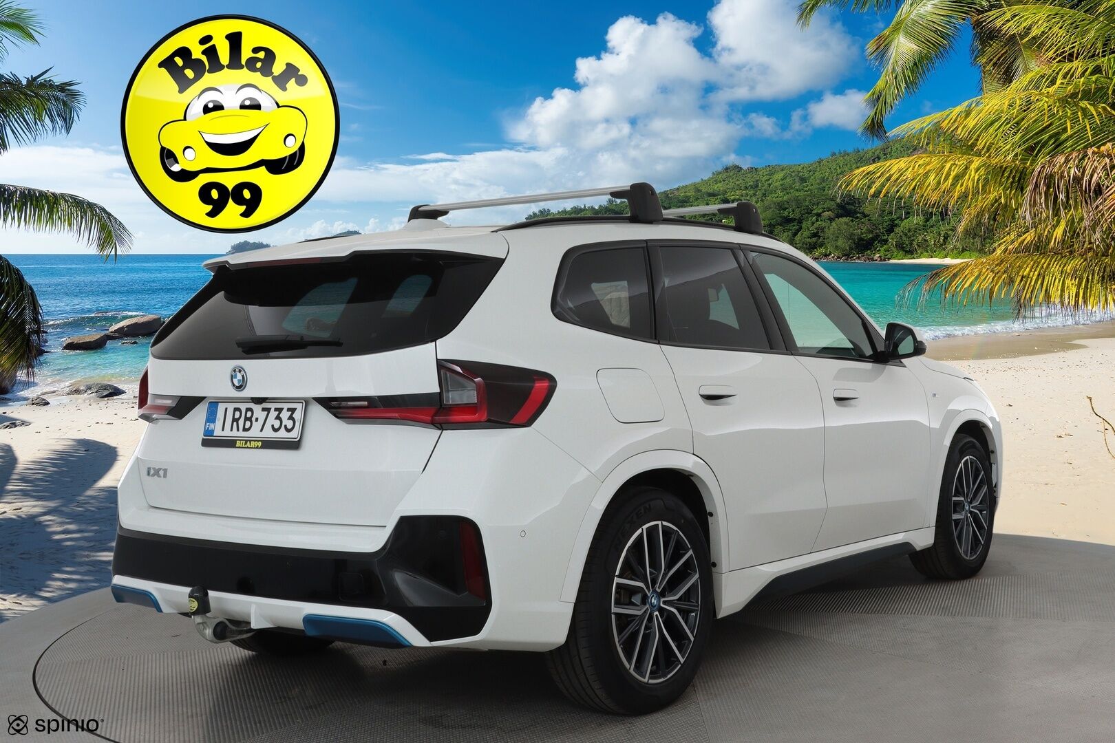 BMW iX1 2023 U11 30 xDrive Fully Charged **ACC / HUD / Muistipenkki / H&K / 360° / Koukku / Adapt.LED / Comfort Access / Hierovat penkit** - 3,99 % KORKOTARJOUS TÄHÄN AUTOON 16.9. ASTI! - Akku kuntotarkastettu! / Sähköpenkit / Sporttinahat / Suomi-auto / Kahdet renkaat aluvanteilla