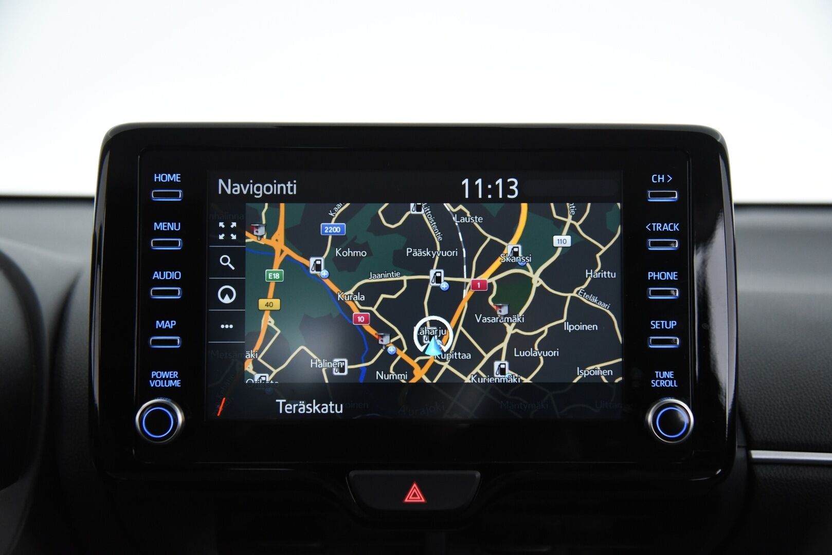 Toyota Yaris 2023 1,5 Hybrid Active / Adapt. vak. / Lohko / Keyless / Apple&Android / Lämmitettävä ratti - Merkkihuollettu Suomi-Auto / 2x alkuperäiset Toyotan aluvanteet