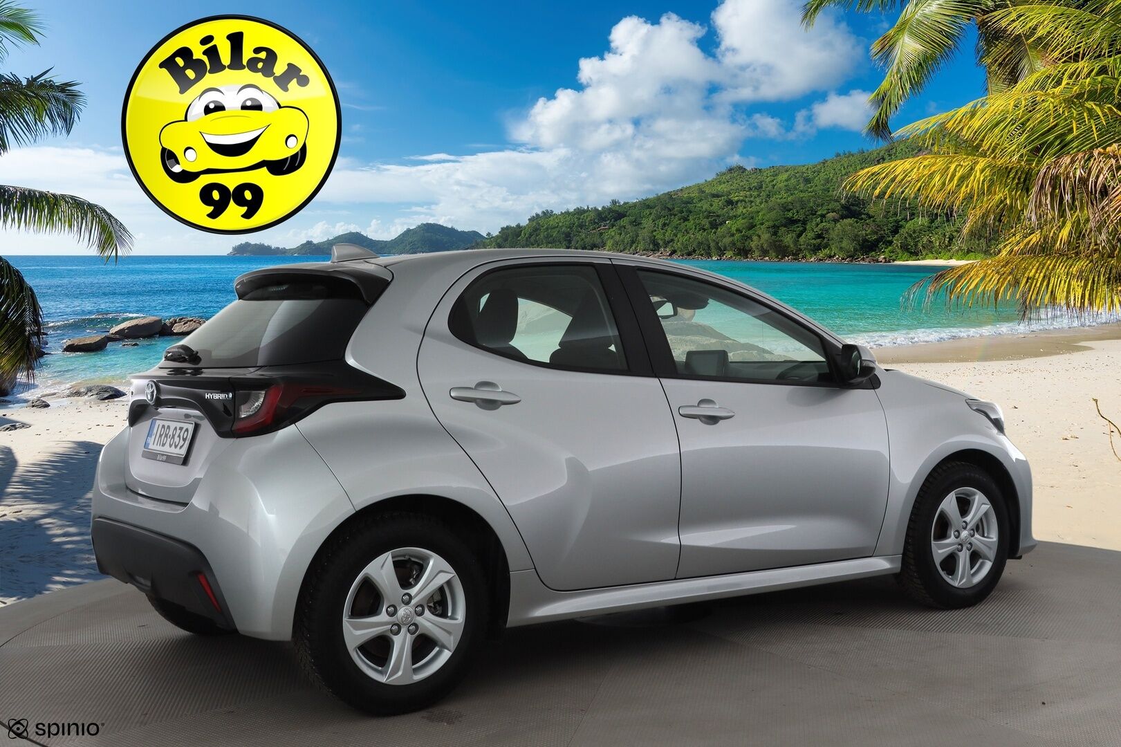 Toyota Yaris 2023 1,5 Hybrid Active Plus * Suomi-auto / ACC / P.kamera / Lohkolämmitin / Navi / KeylessGo * - Kahdet renkaat aluvanteilla / Merkkihuollettu - HULLU BLACKWEEK KORKOTARJOUS 2,49%