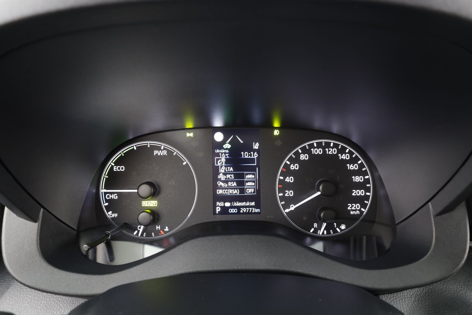 Toyota Yaris 2023 1,5 Hybrid Active Plus * Suomi-auto / ACC / P.kamera / Lohkolämmitin / Navi / KeylessGo * - Kahdet renkaat aluvanteilla / Merkkihuollettu - HULLU BLACKWEEK KORKOTARJOUS 2,49%