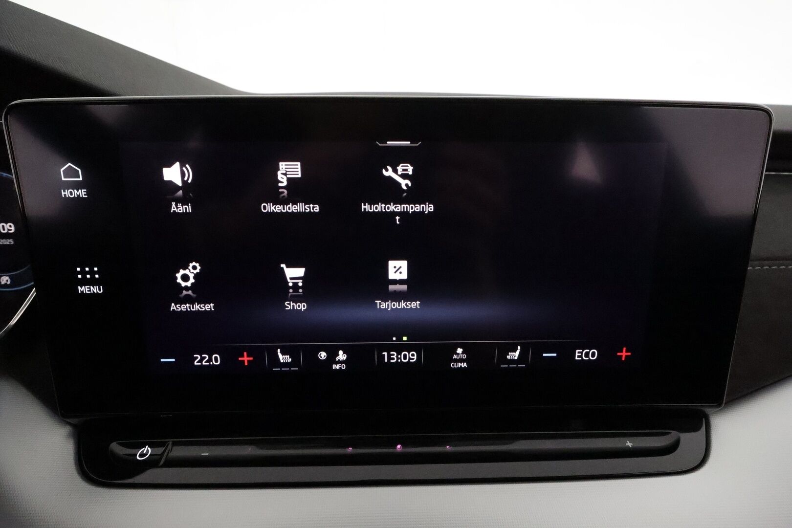 Skoda Octavia 2021 Combi 1.4 TSI PHEV Style iV DSG **Webasto / Adapt.Vakkari / Matrix-LED / P.Tutkat / Muistipenkit / Navi / Keyless** - 2x Latauskaapelit / Kahdet Renkaat